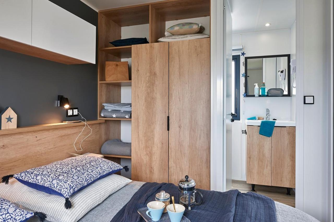 2-Bedroom Premium Mobile Home photo 3