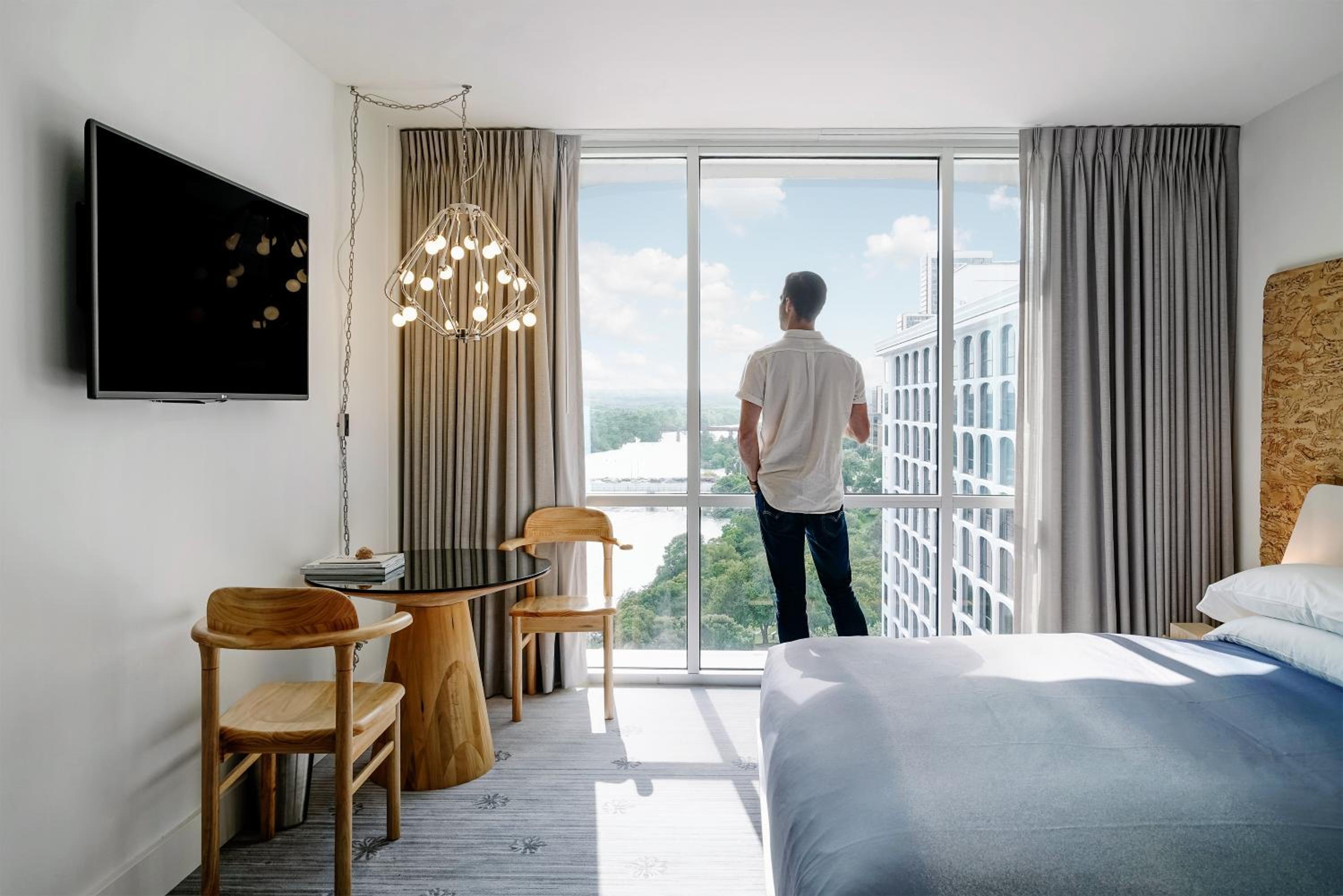 RWB Suite