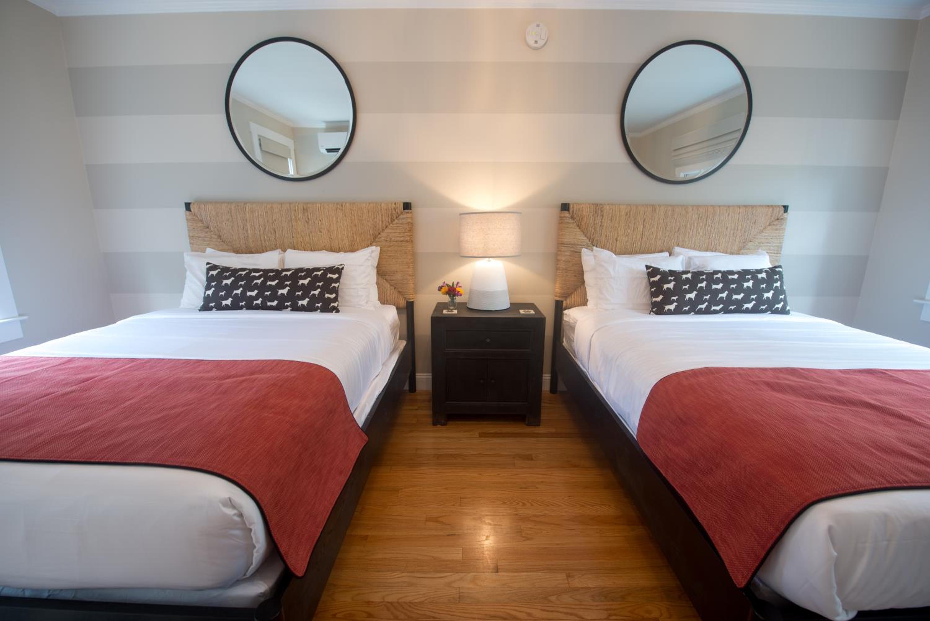 Room 4 photo 1