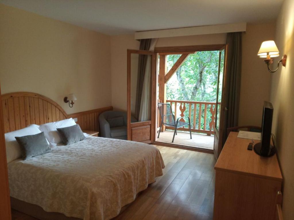 Habitación Doble o con Dos Camas con Vista al Jardín