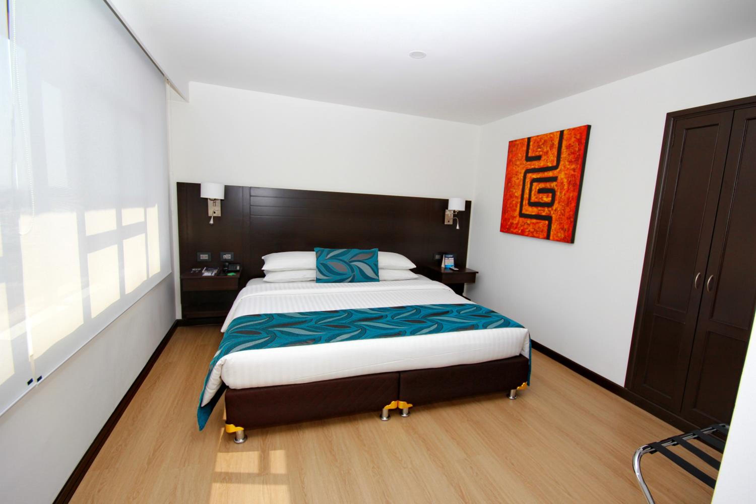 Superior King Suite