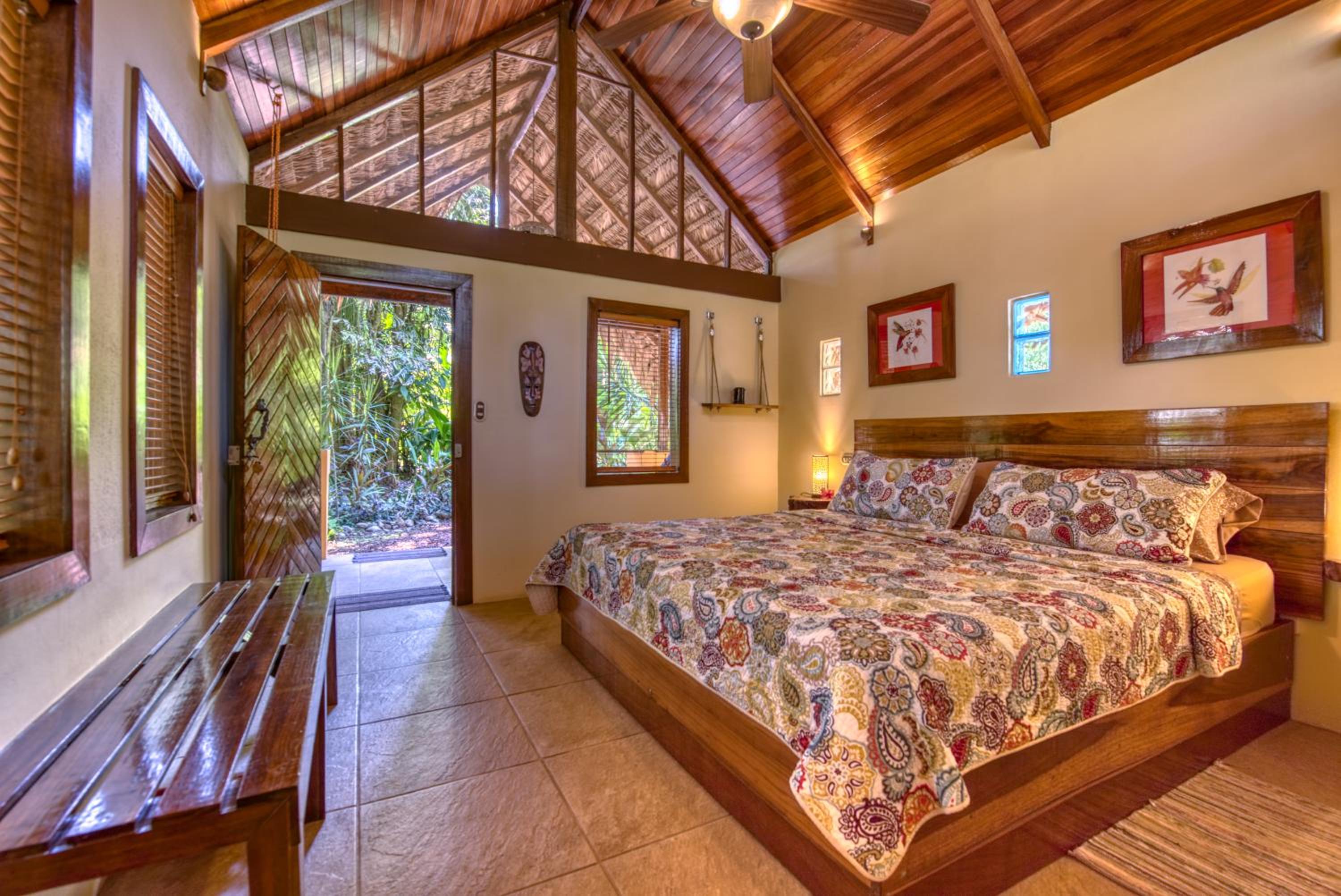 Bungalow with Garden View - Photo 1