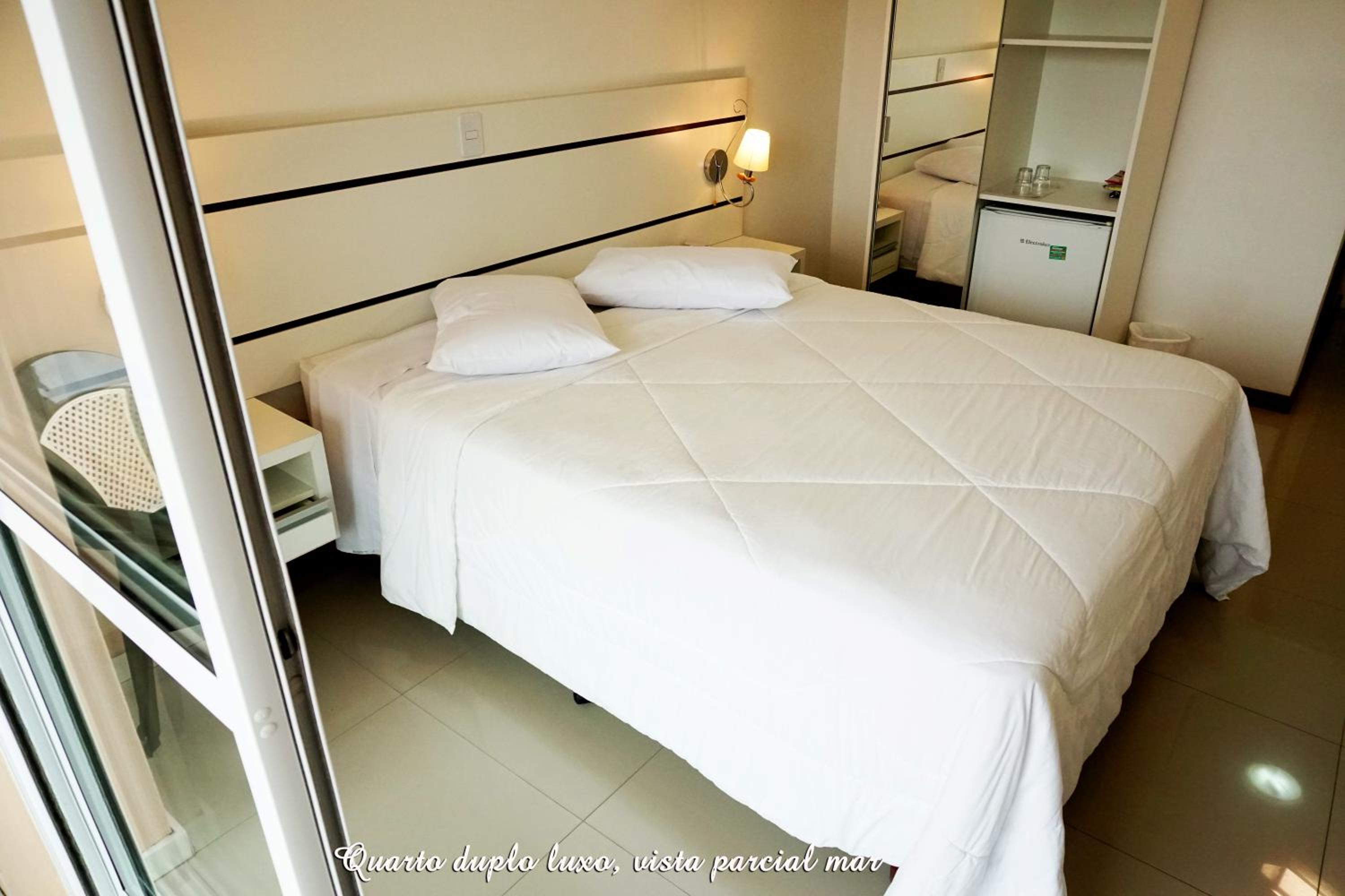 Double Room with Partial Sea View photo 1