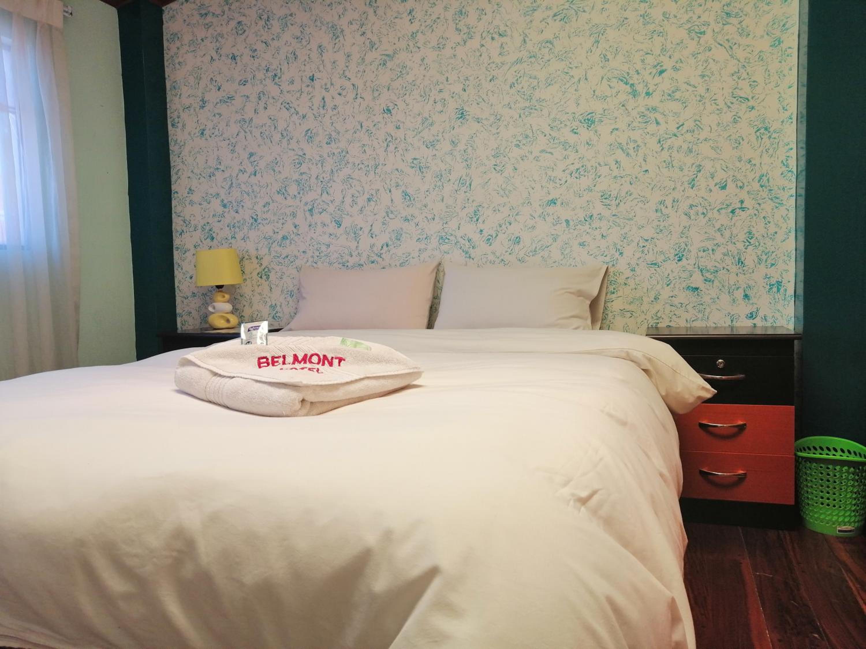 Standard Double Room with Shared Bathroom photo 2
