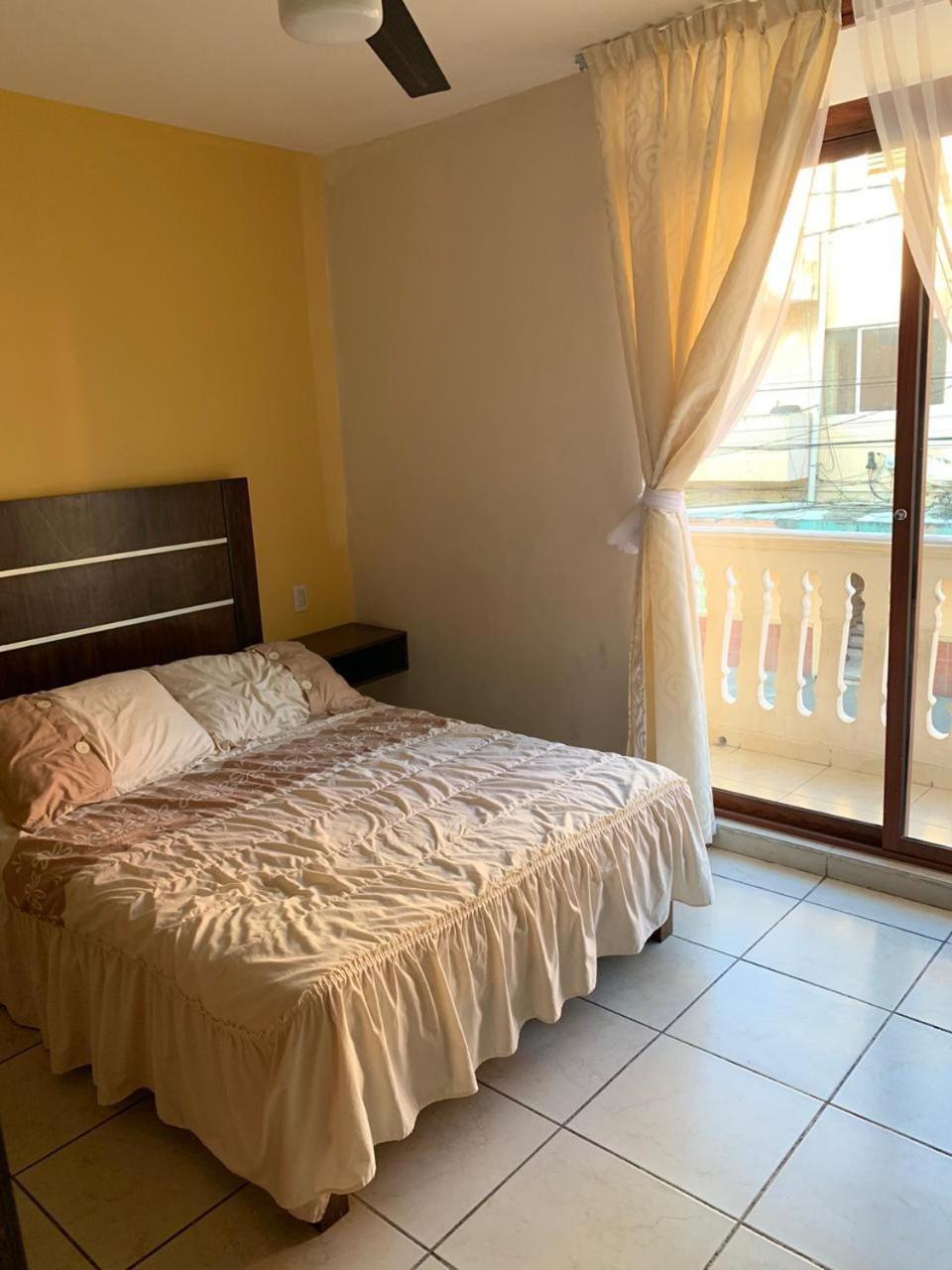 Deluxe Room (2 Adults + 1 Child)
