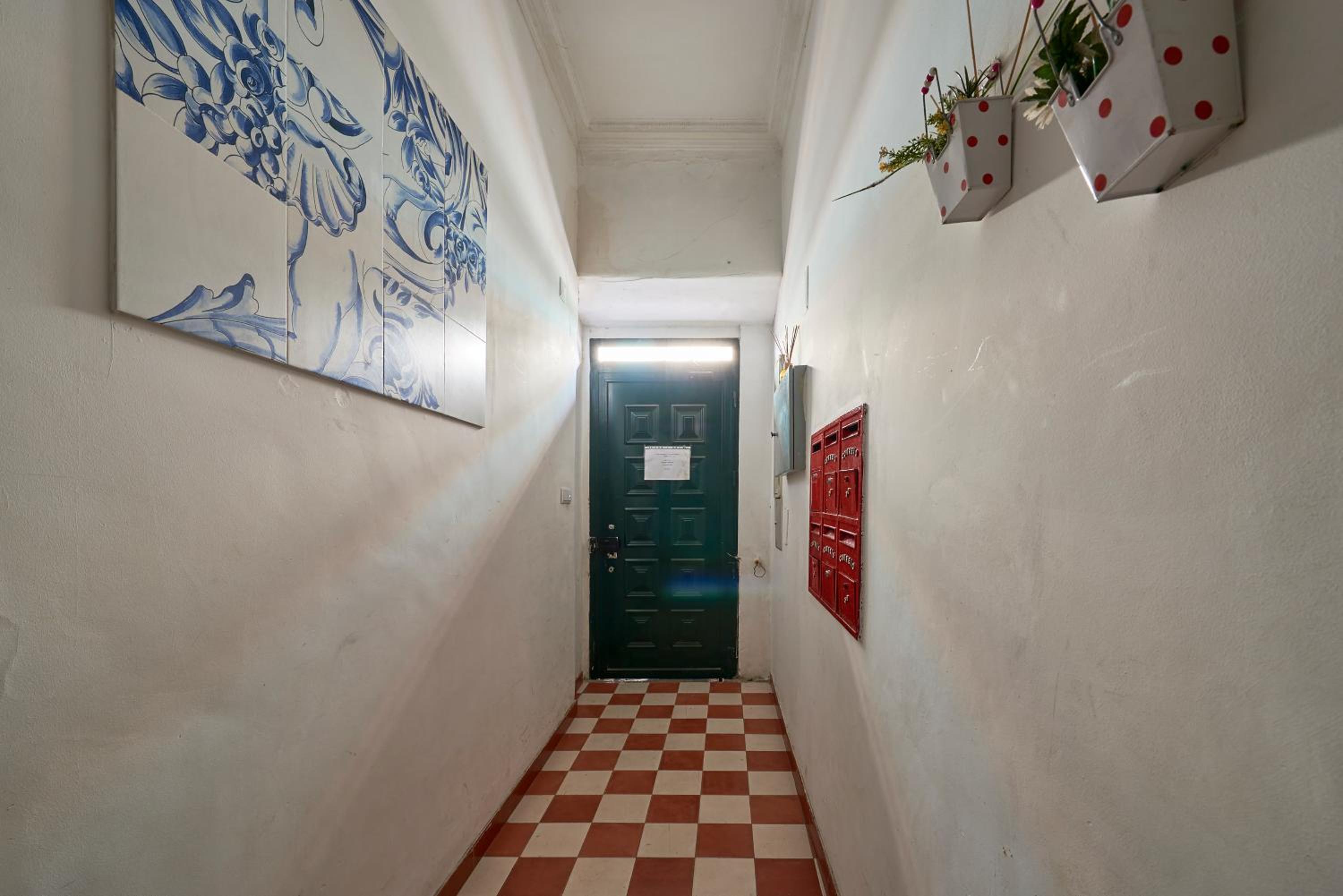 Apartment - Photo 3