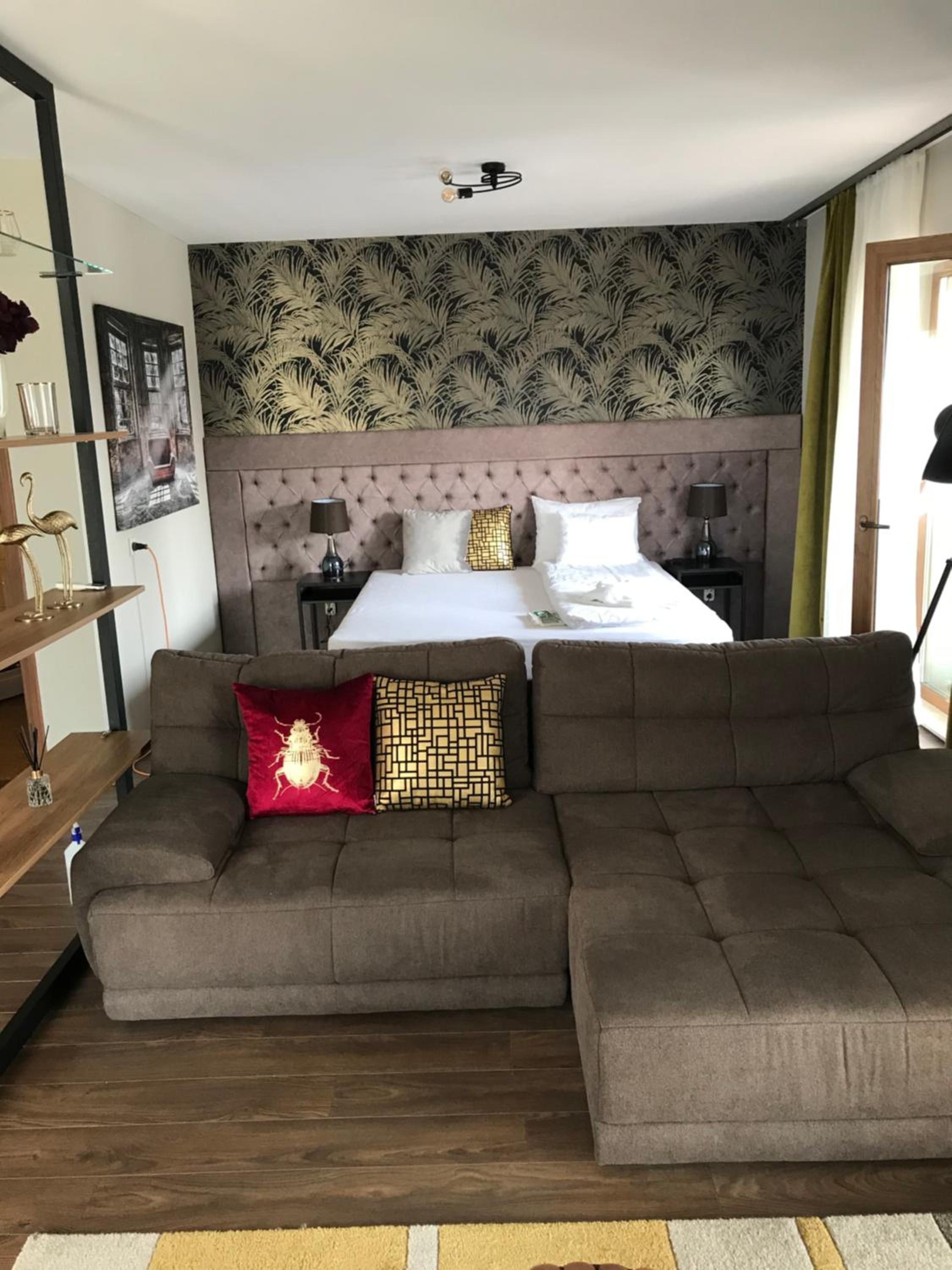 Superior Suite - Photo 6