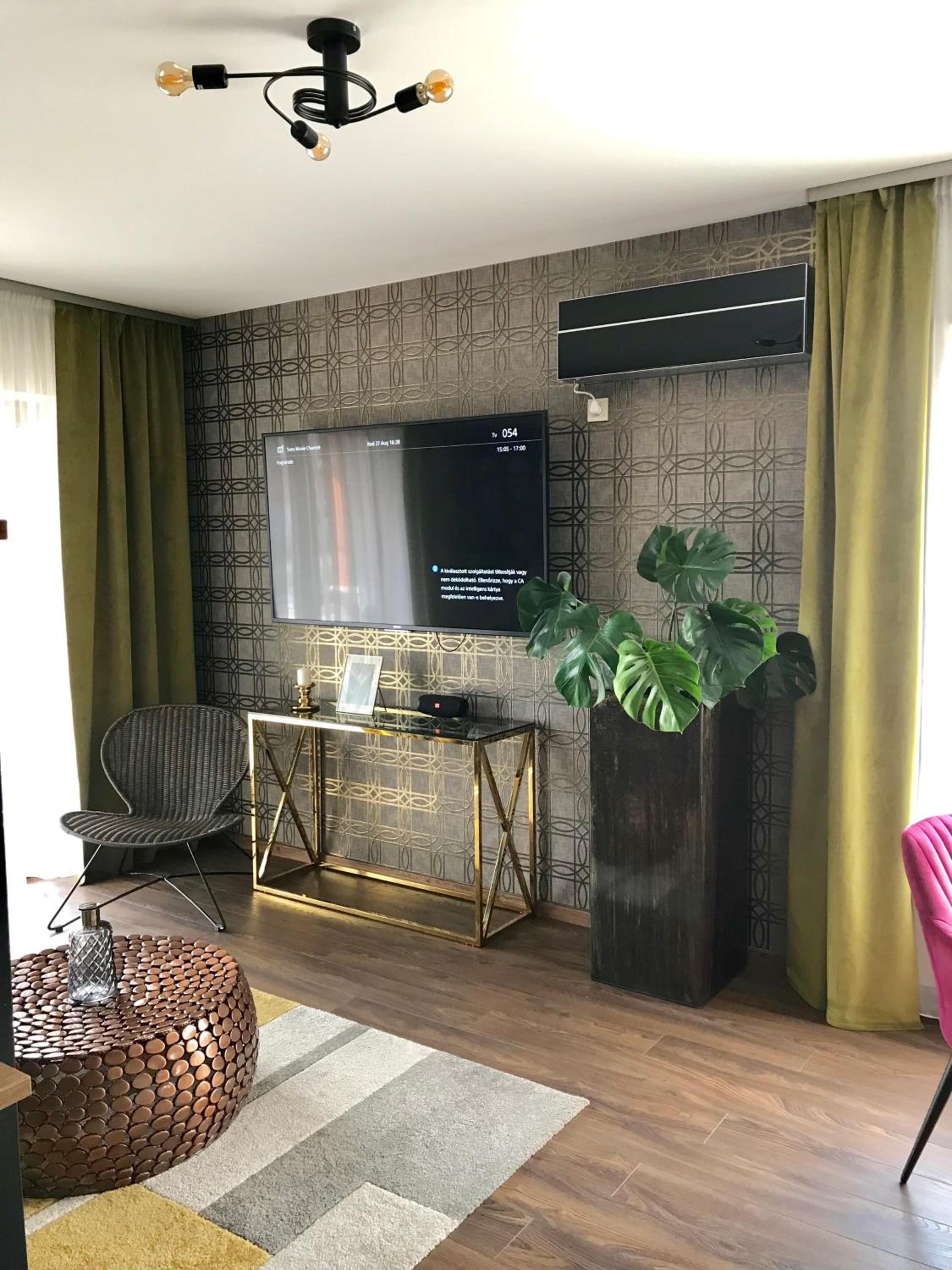Superior Suite - Photo 4