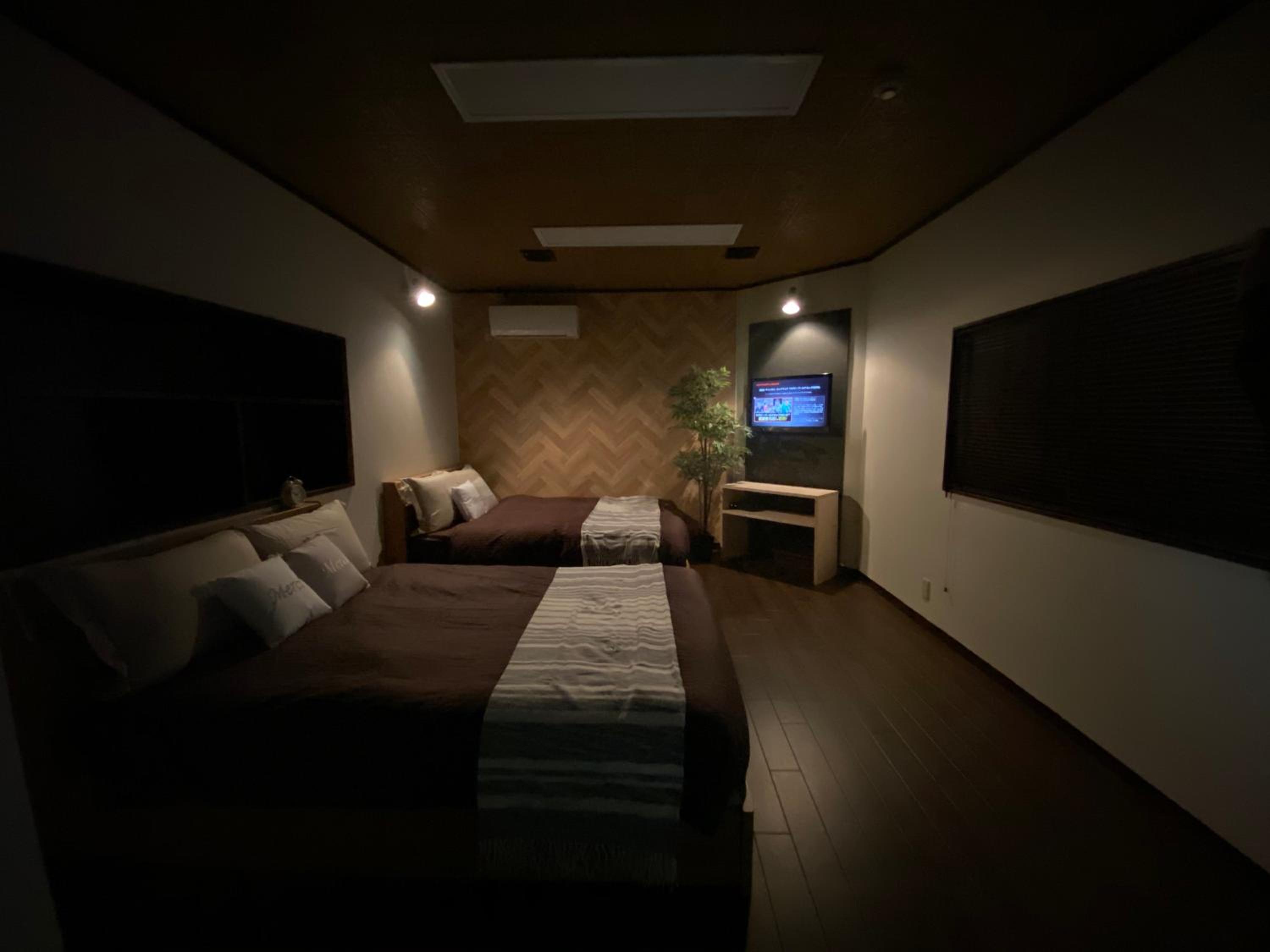 One-Bedroom House photo 1