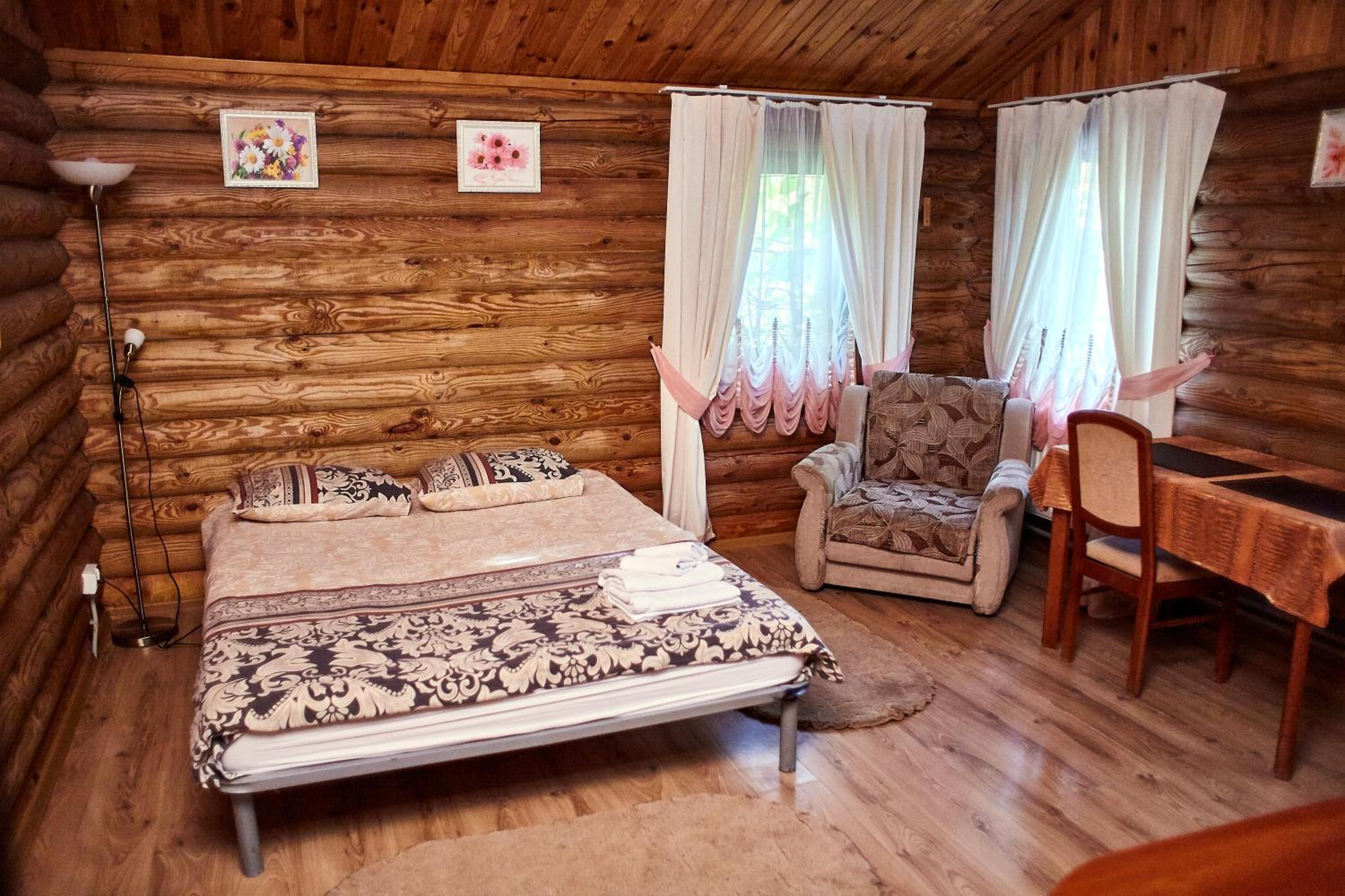 One-Bedroom House photo 2