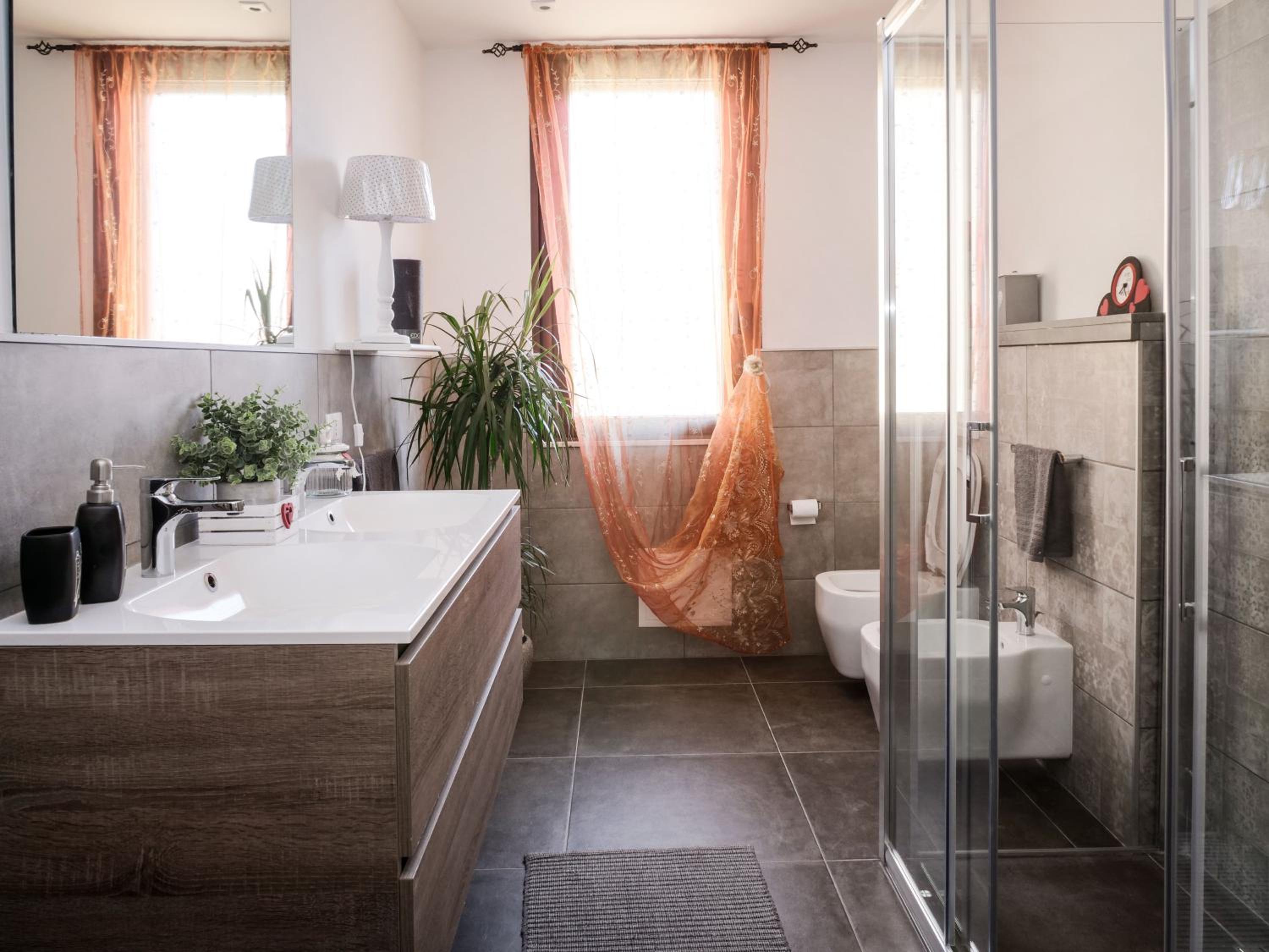 Double Room with Private Bathroom - Photo 3