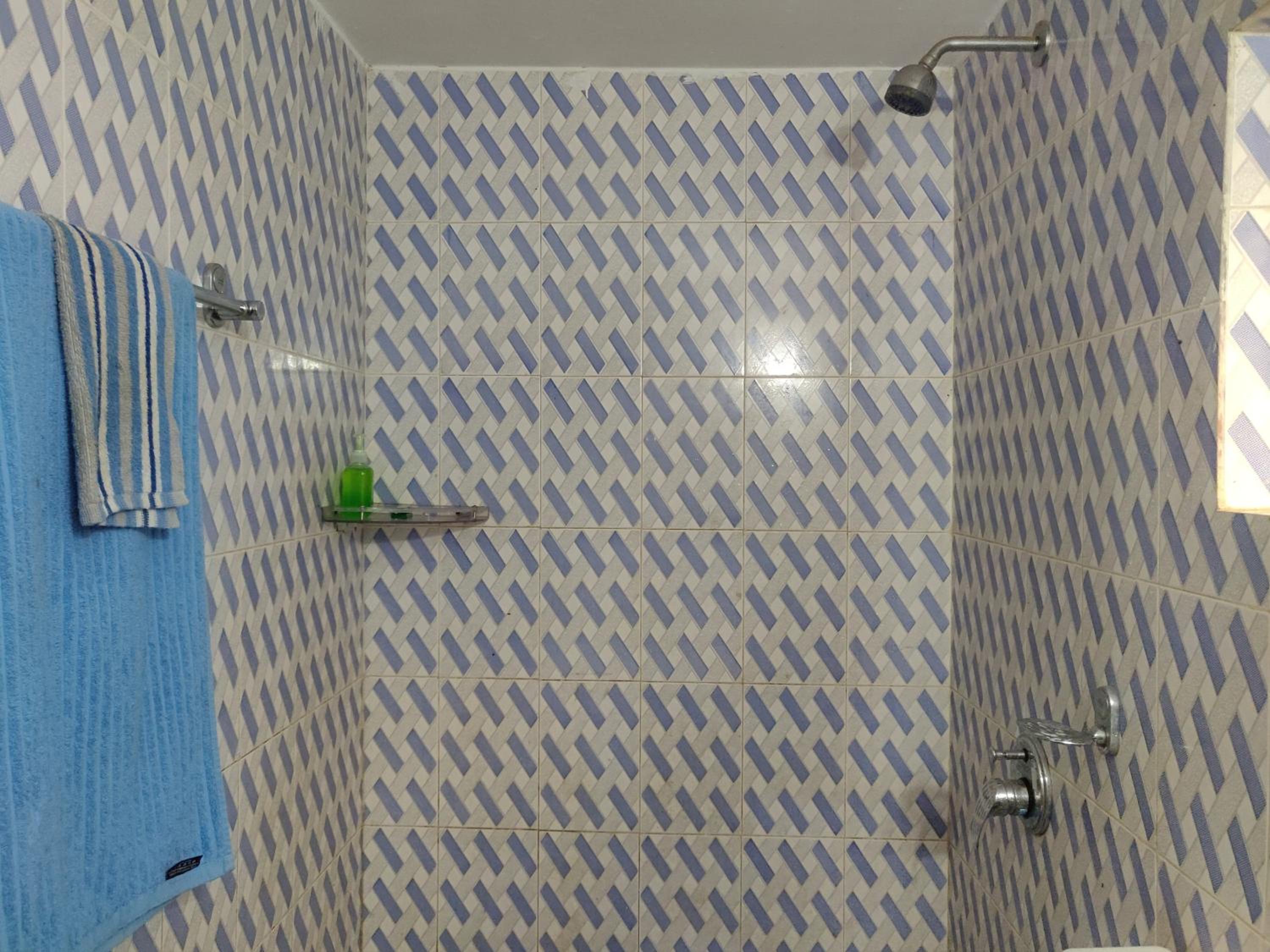 Standard Double or Twin Room with Balcony - Photo 7
