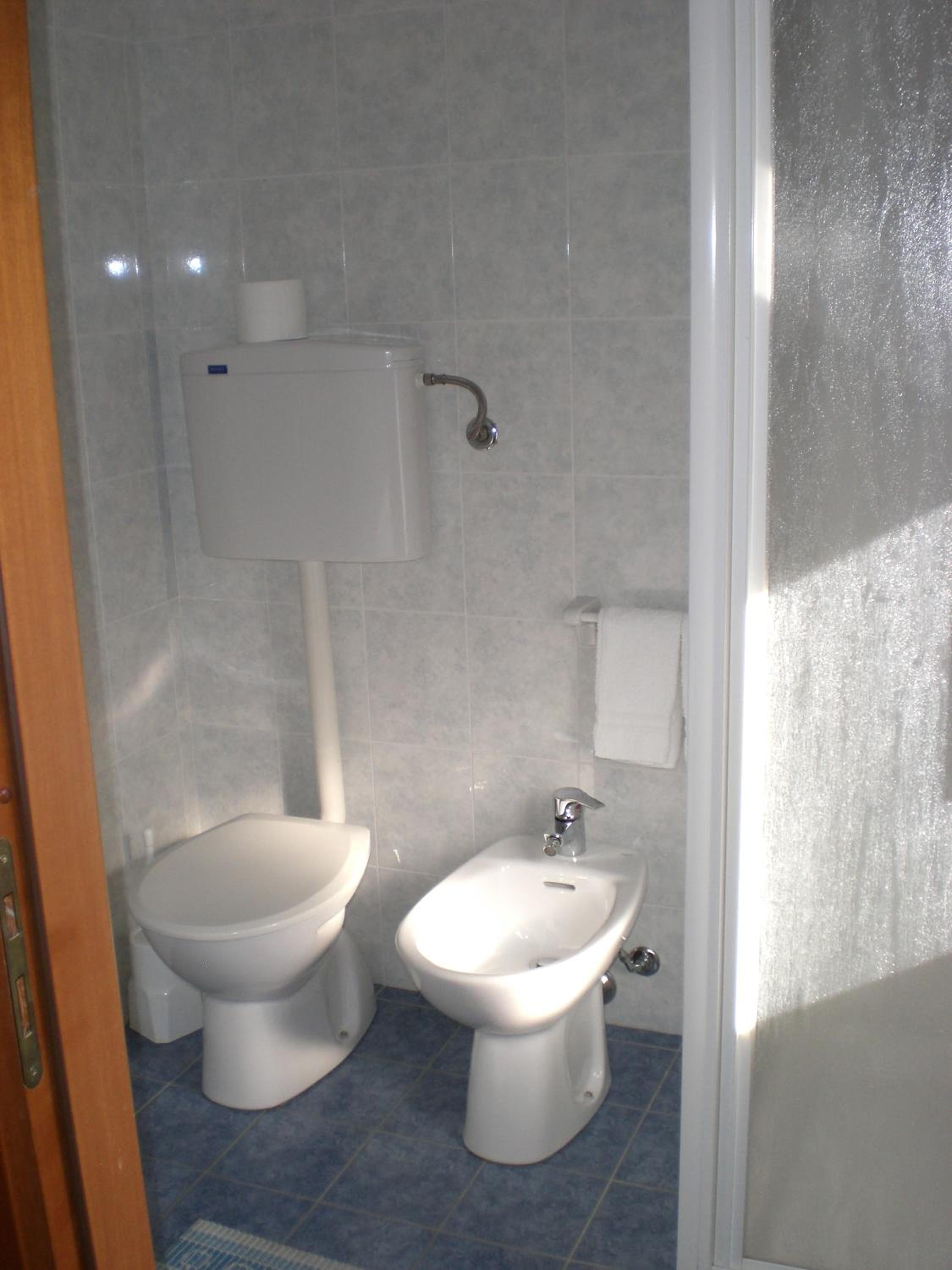 Deluxe Double or Twin Room - Photo 21