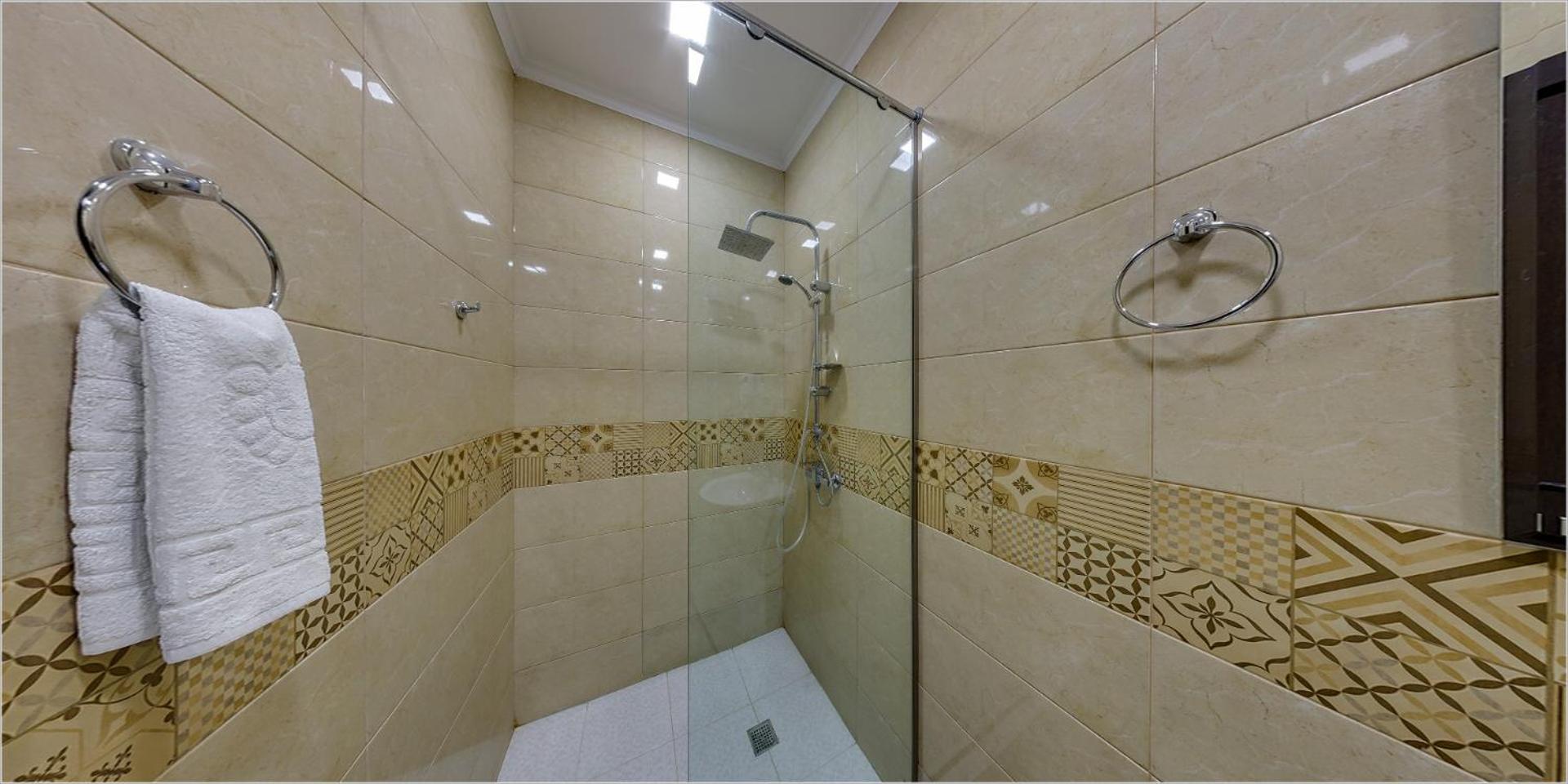 Double Room with Balcony - Photo 2