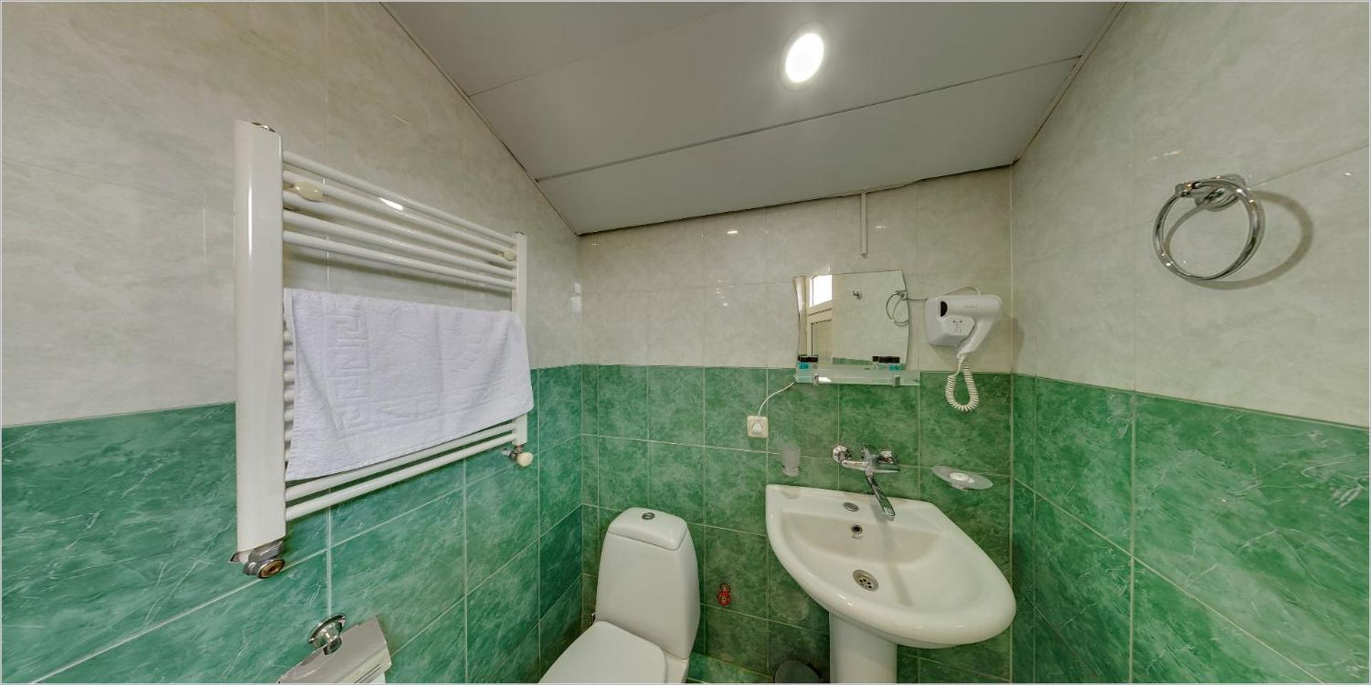 King Suite with Balcony - Photo 9