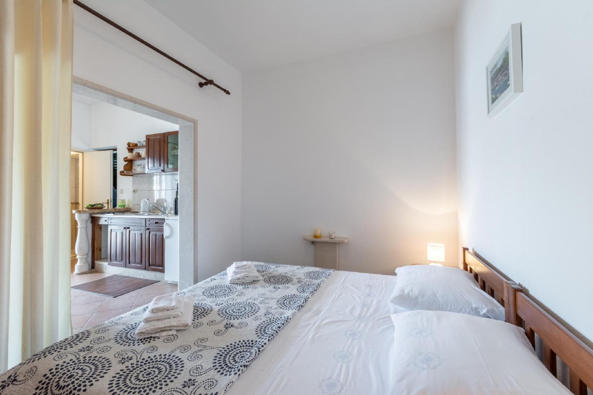 Studio Apartment with Balcony and Sea View photo 1