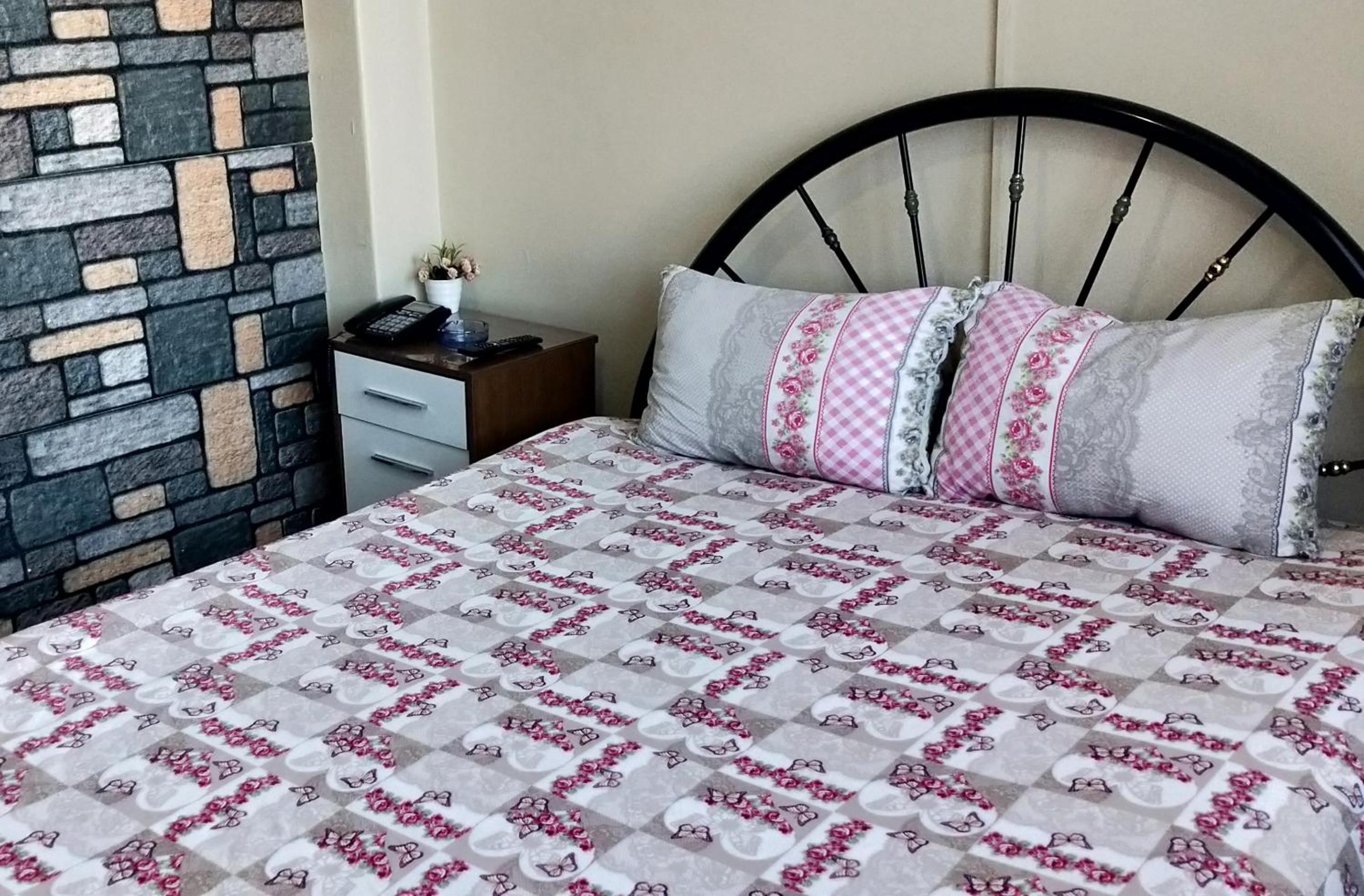 Large Single Room photo 3
