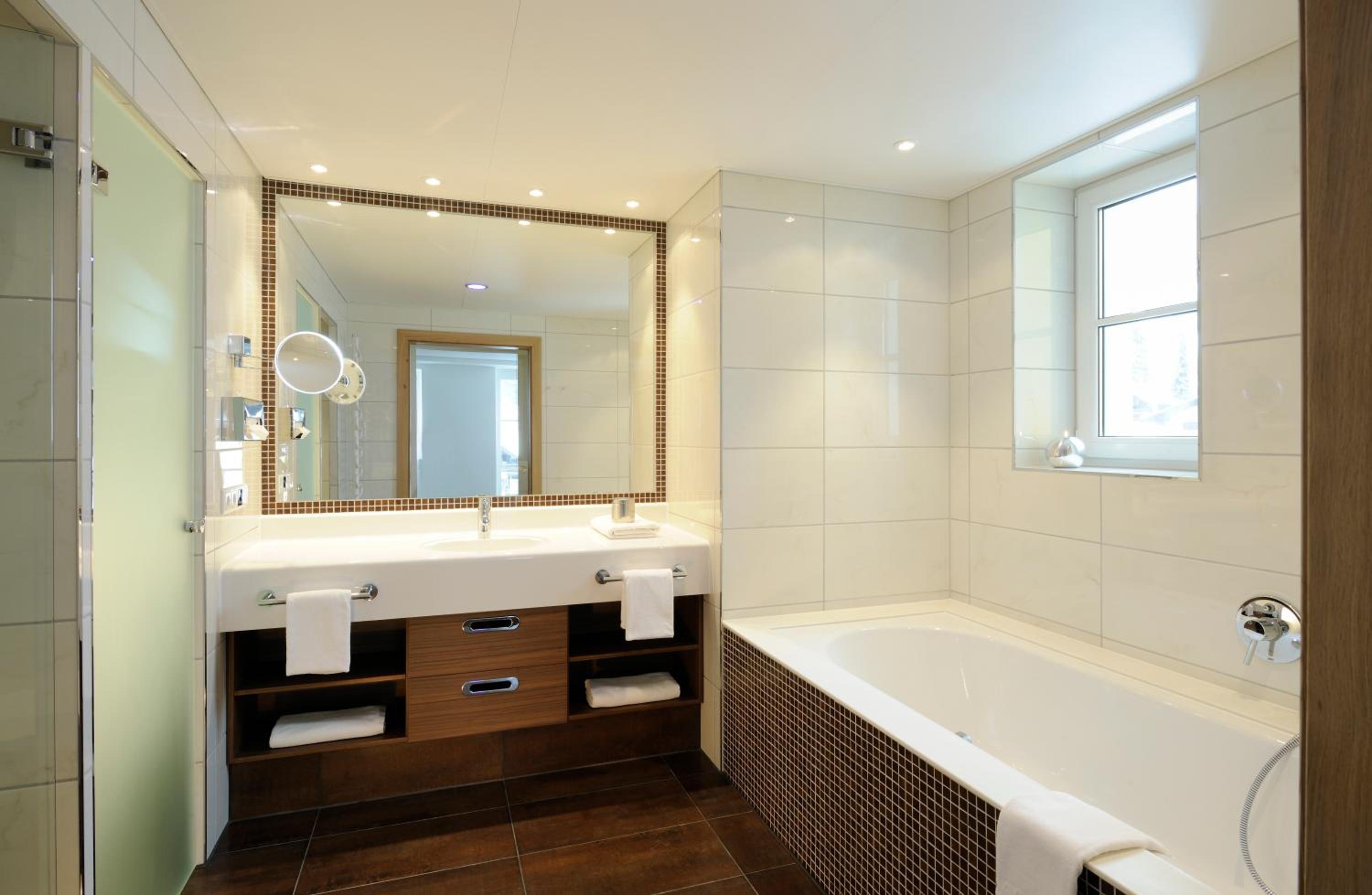 Tower Suite - Photo 2