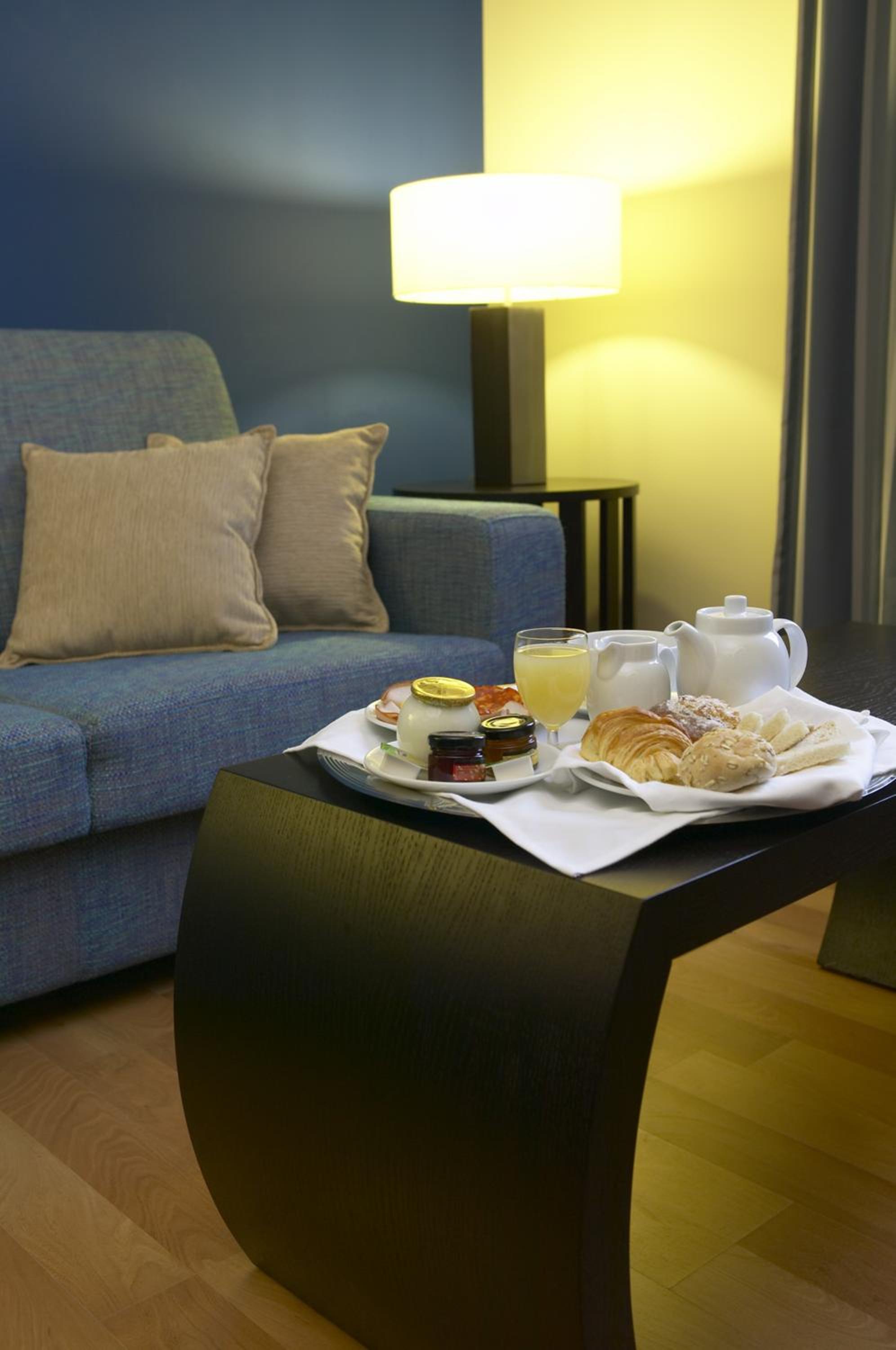 Executive Twin Room - Photo 3