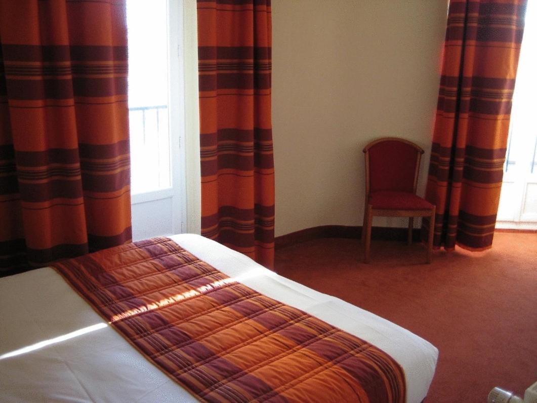 Double Room - Photo 8