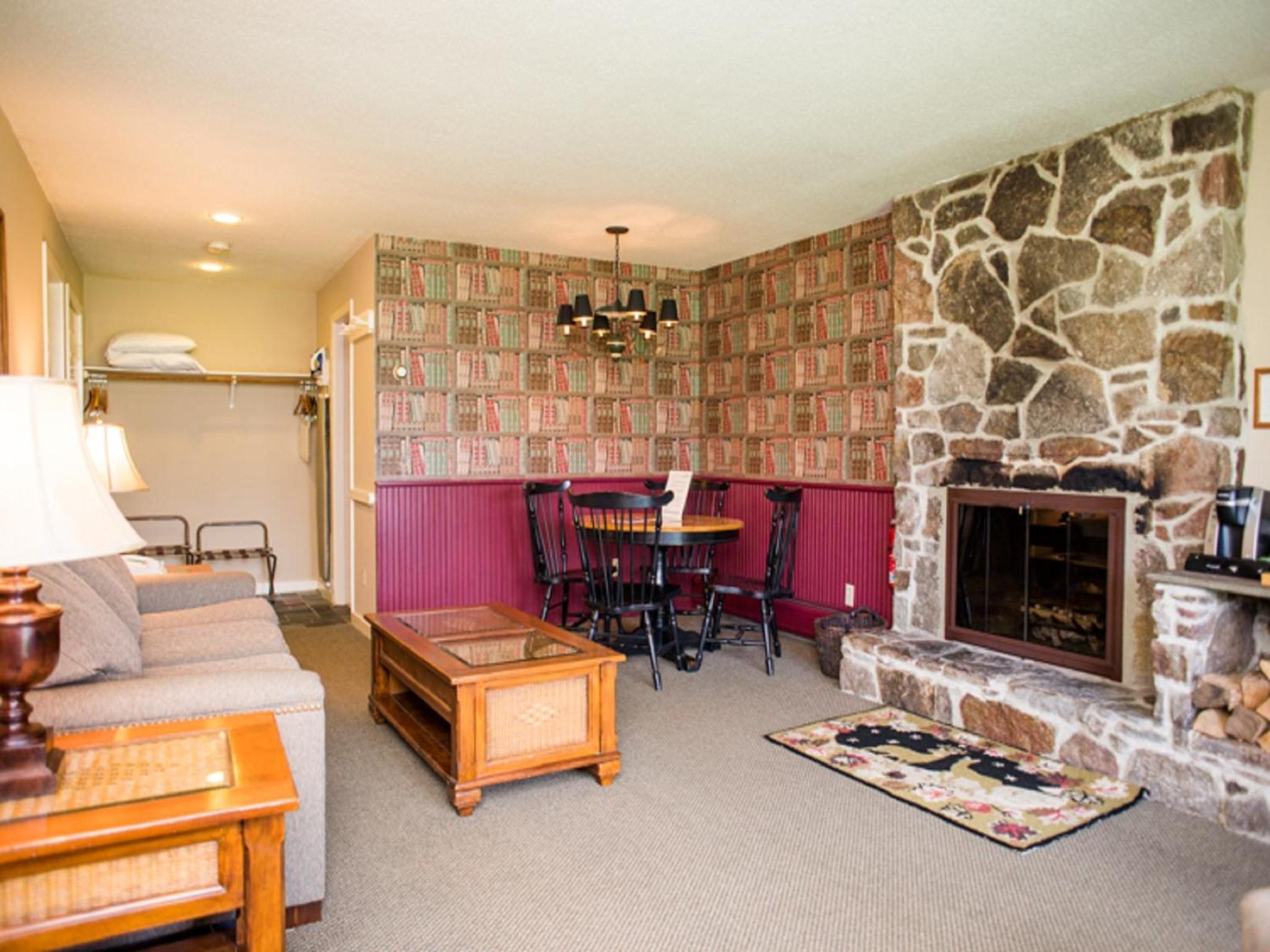 Two-Bedroom King Suite - Photo 1