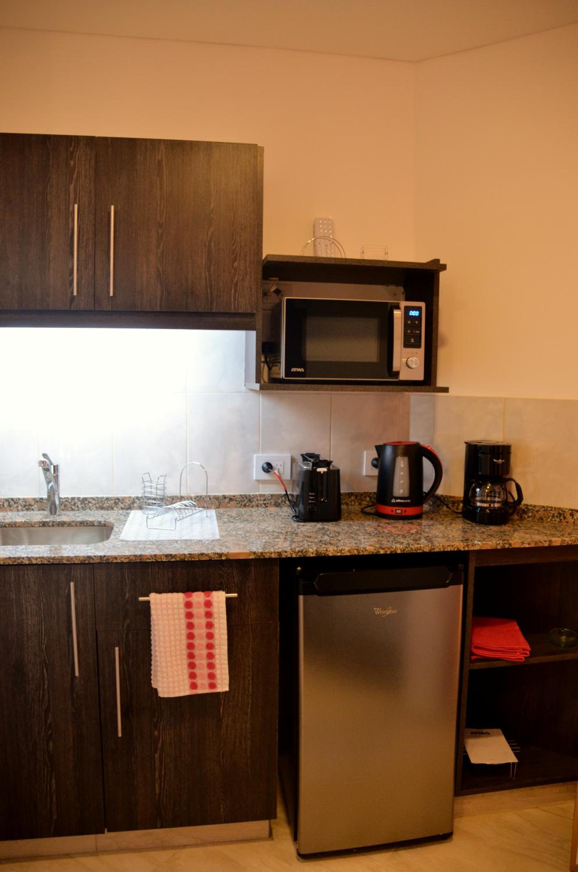 One-Bedroom House photo 2