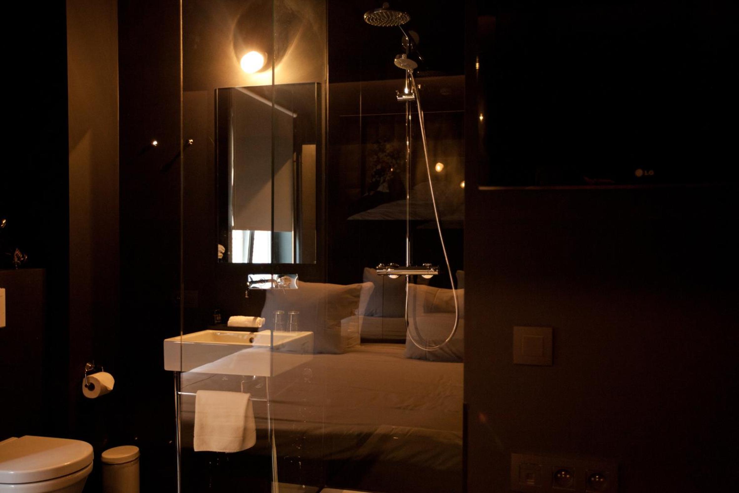 Budget room photo 2