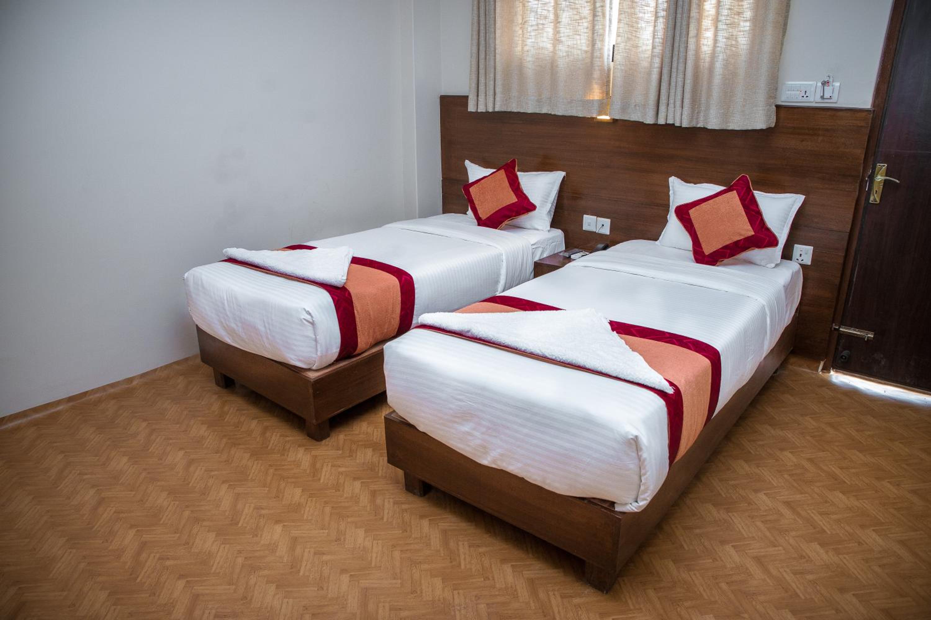 Twin Room with Lake View