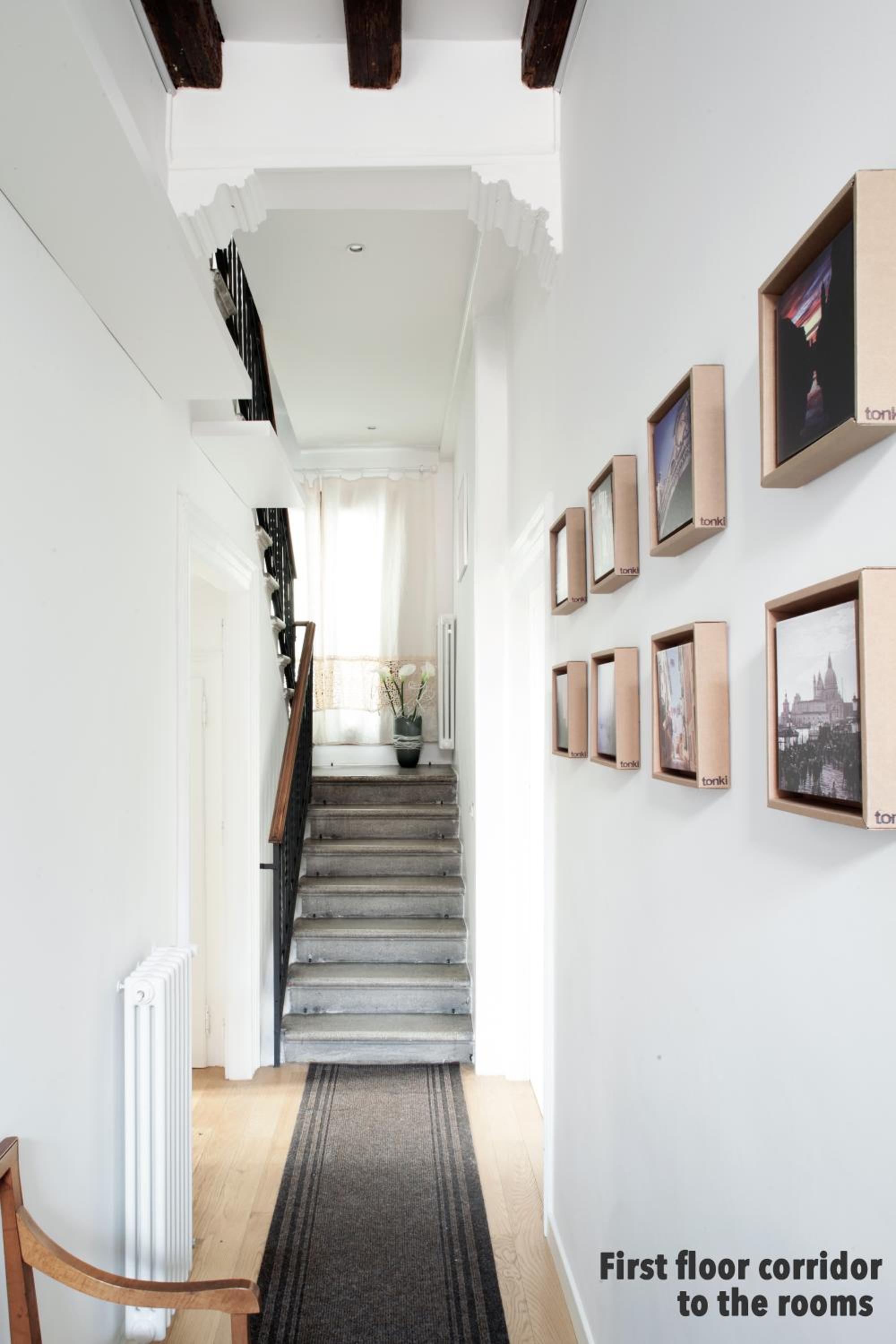 Apartment with Terrace photo 2