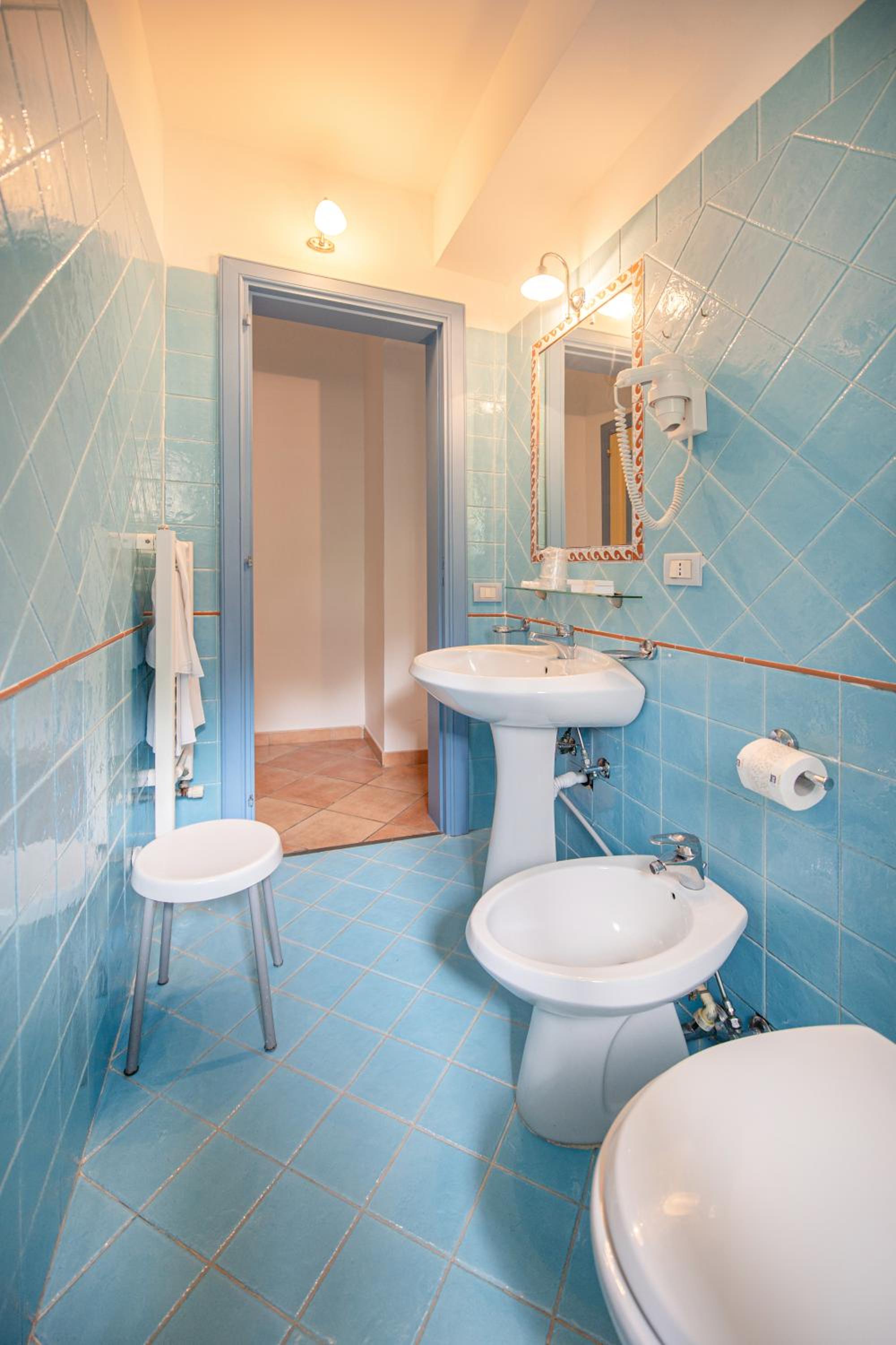 Double Room - Photo 2