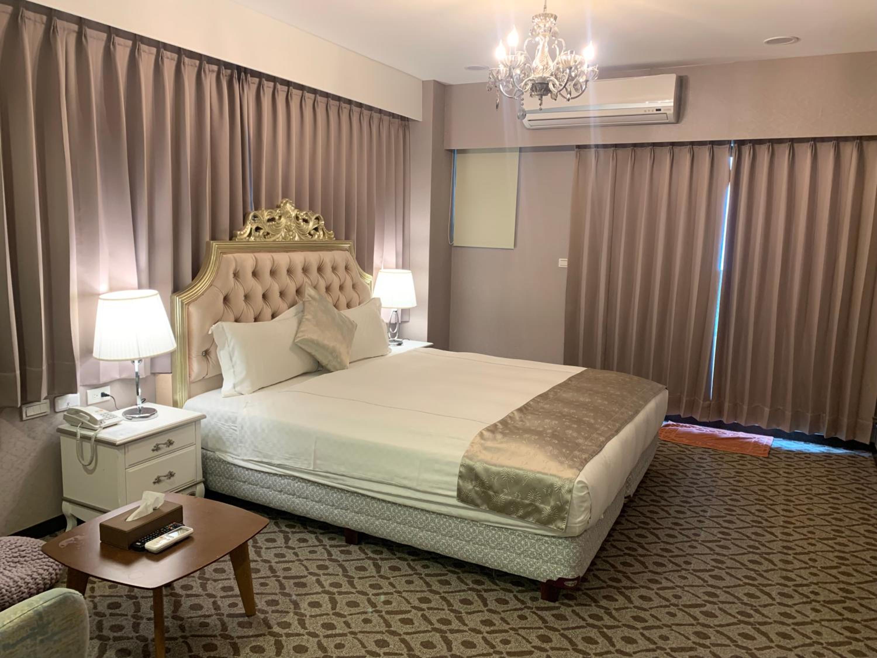 Deluxe Double Room with Balcony and Sea View