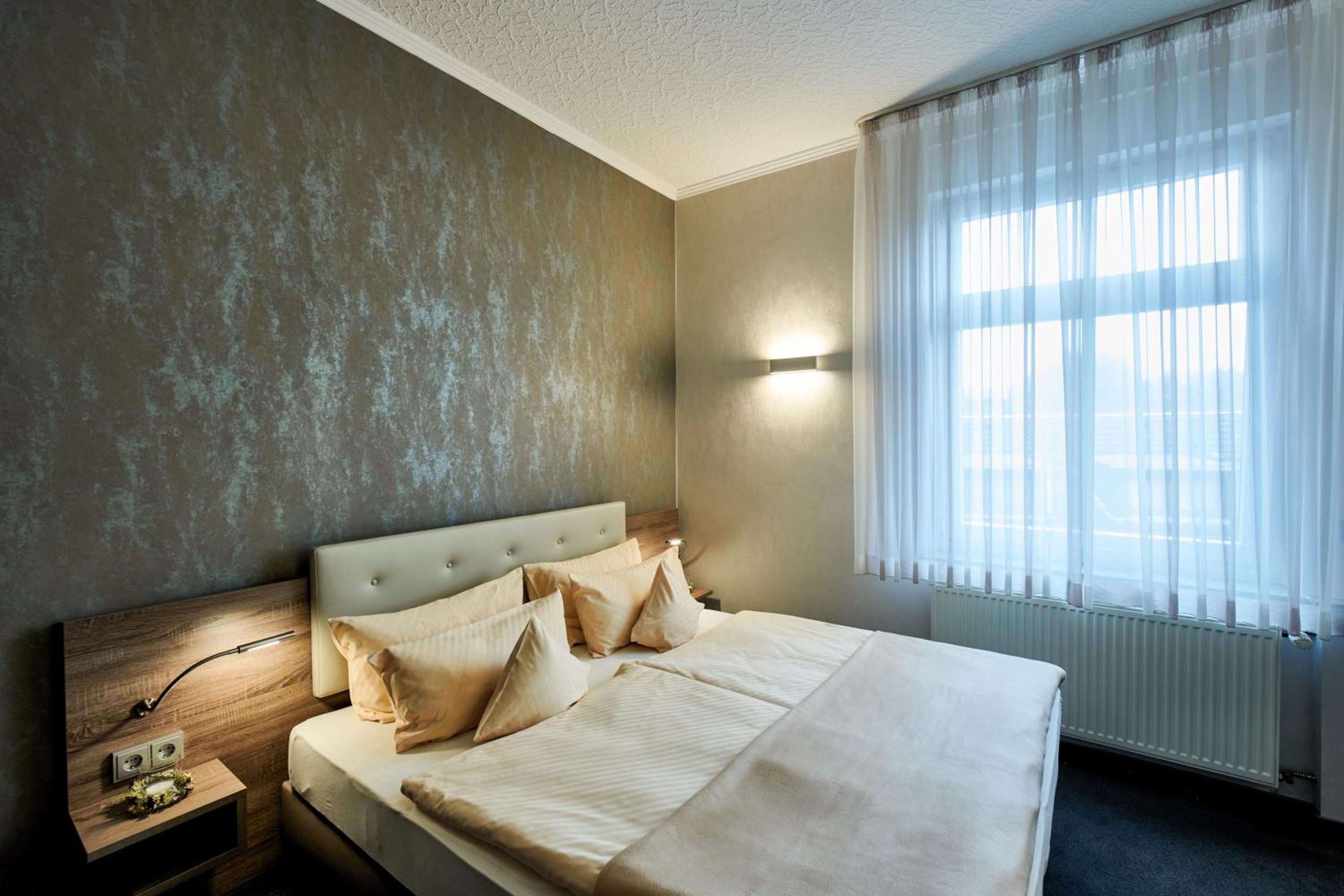 Single Room photo 1
