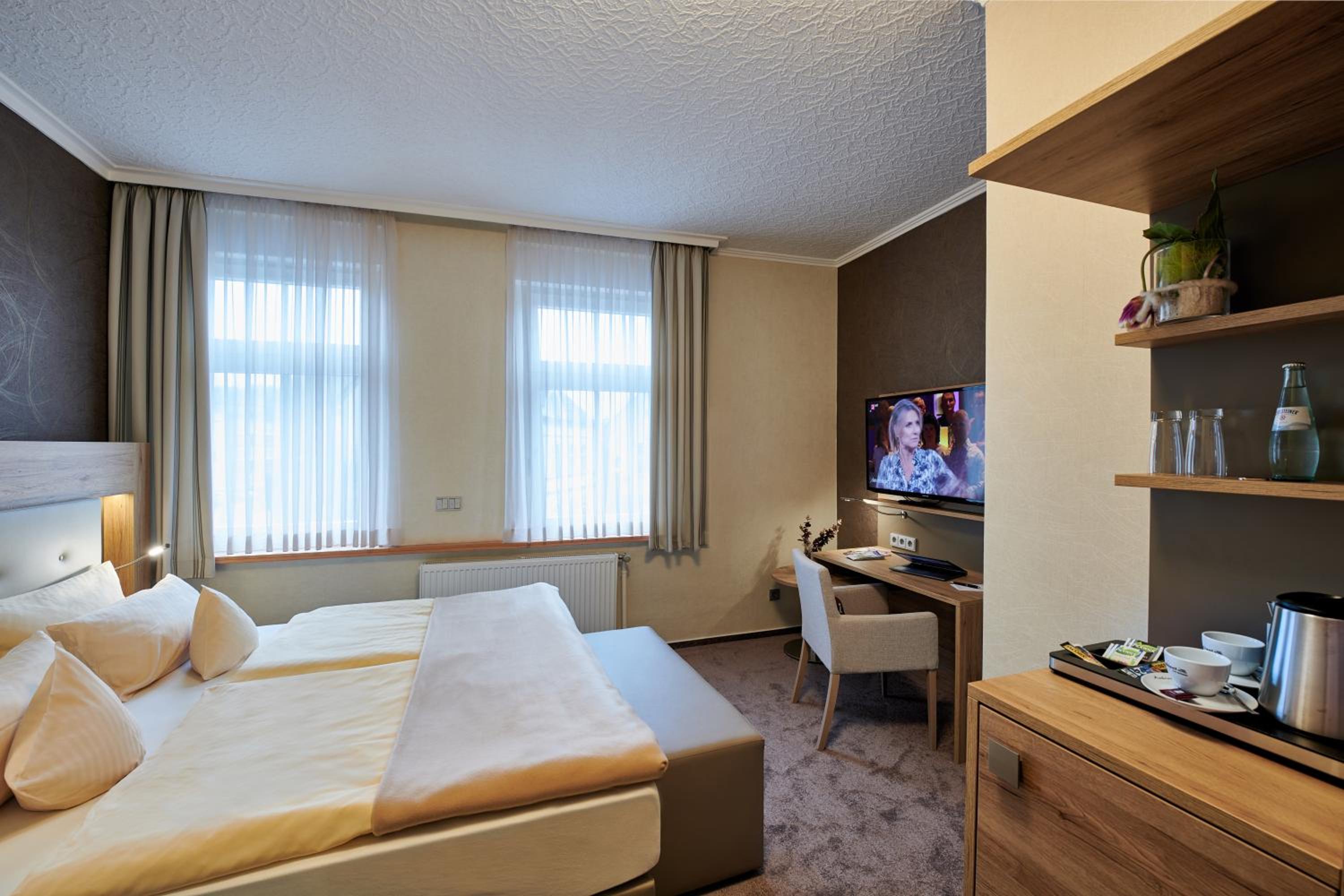 Double Room - Photo 13