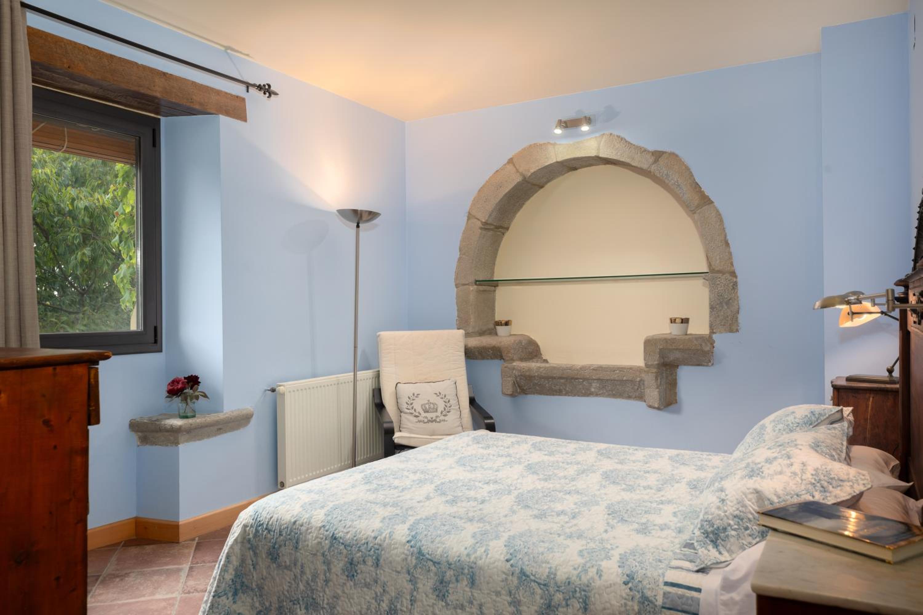 Quadruple Room with Mountain View photo 3