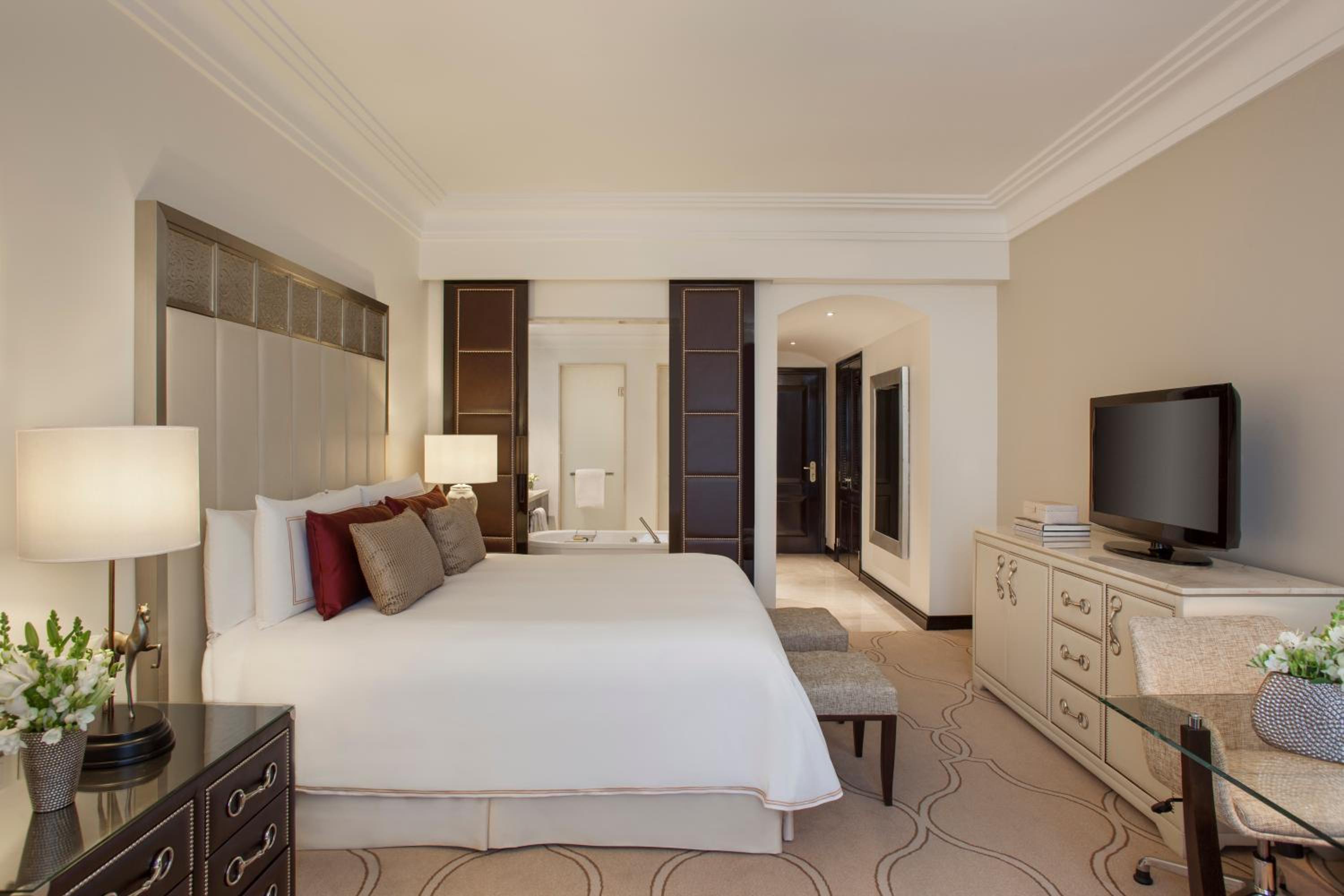 King Room with Mansion View photo 1