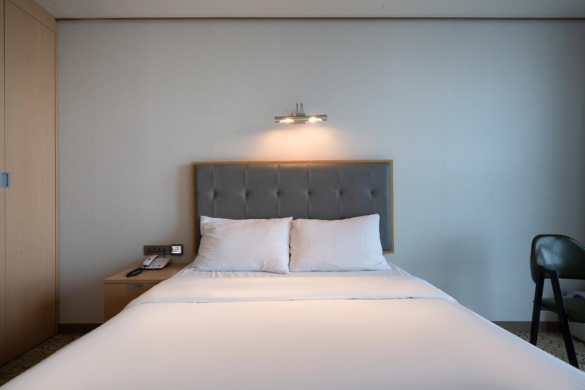 Double Room - Photo 12