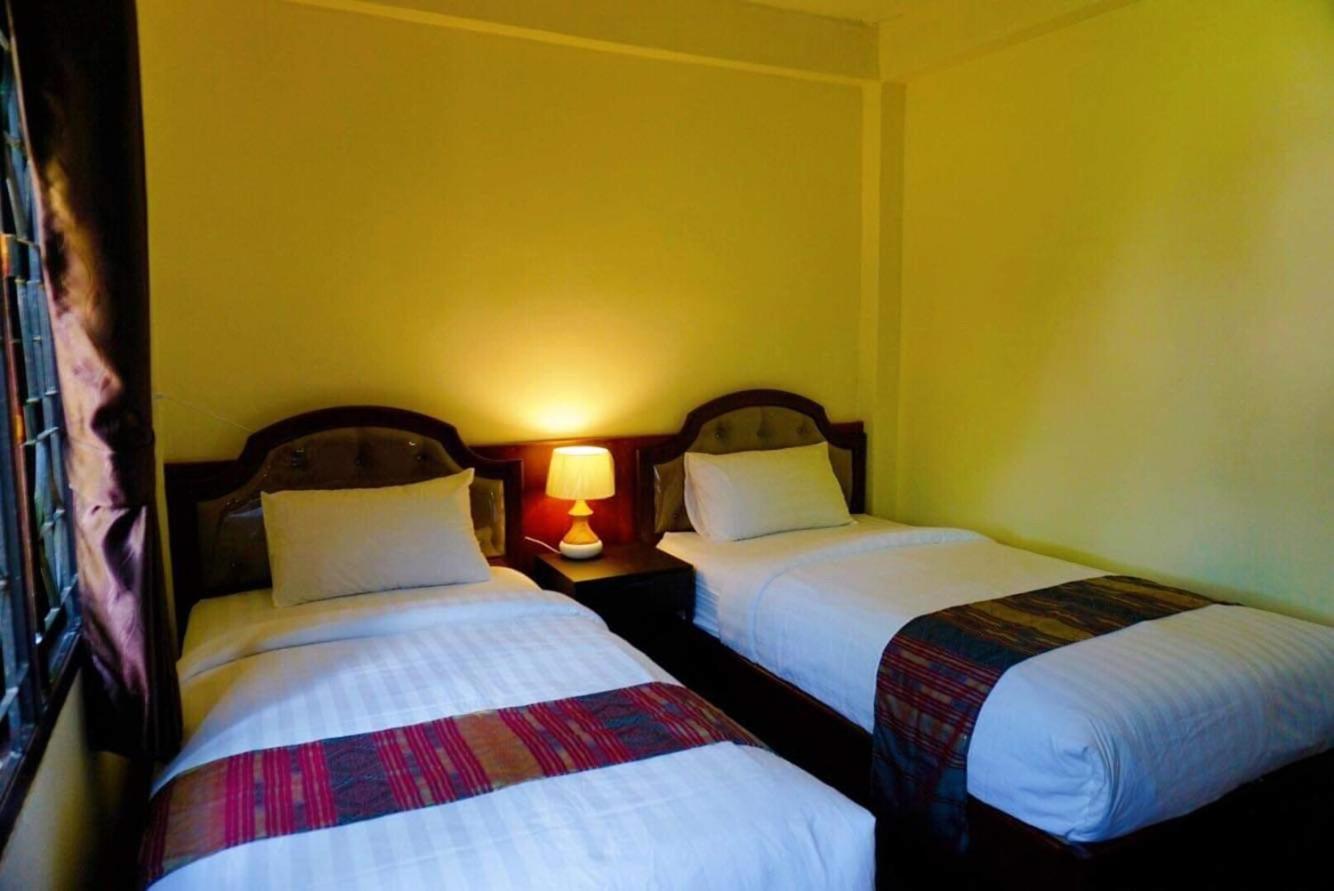 Standard Twin Room with Garden View - Photo 4