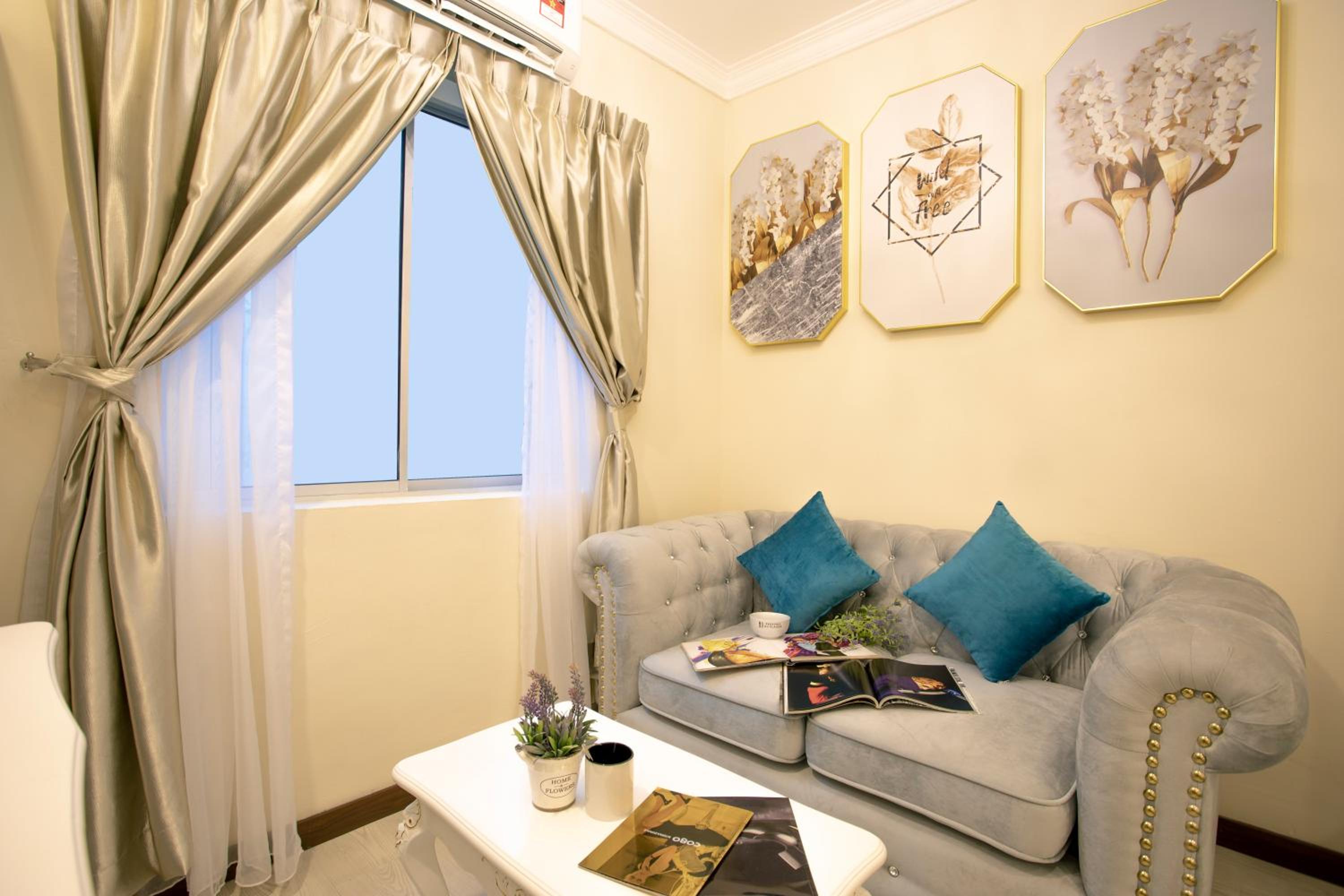 Victorian King Suite - Photo 5