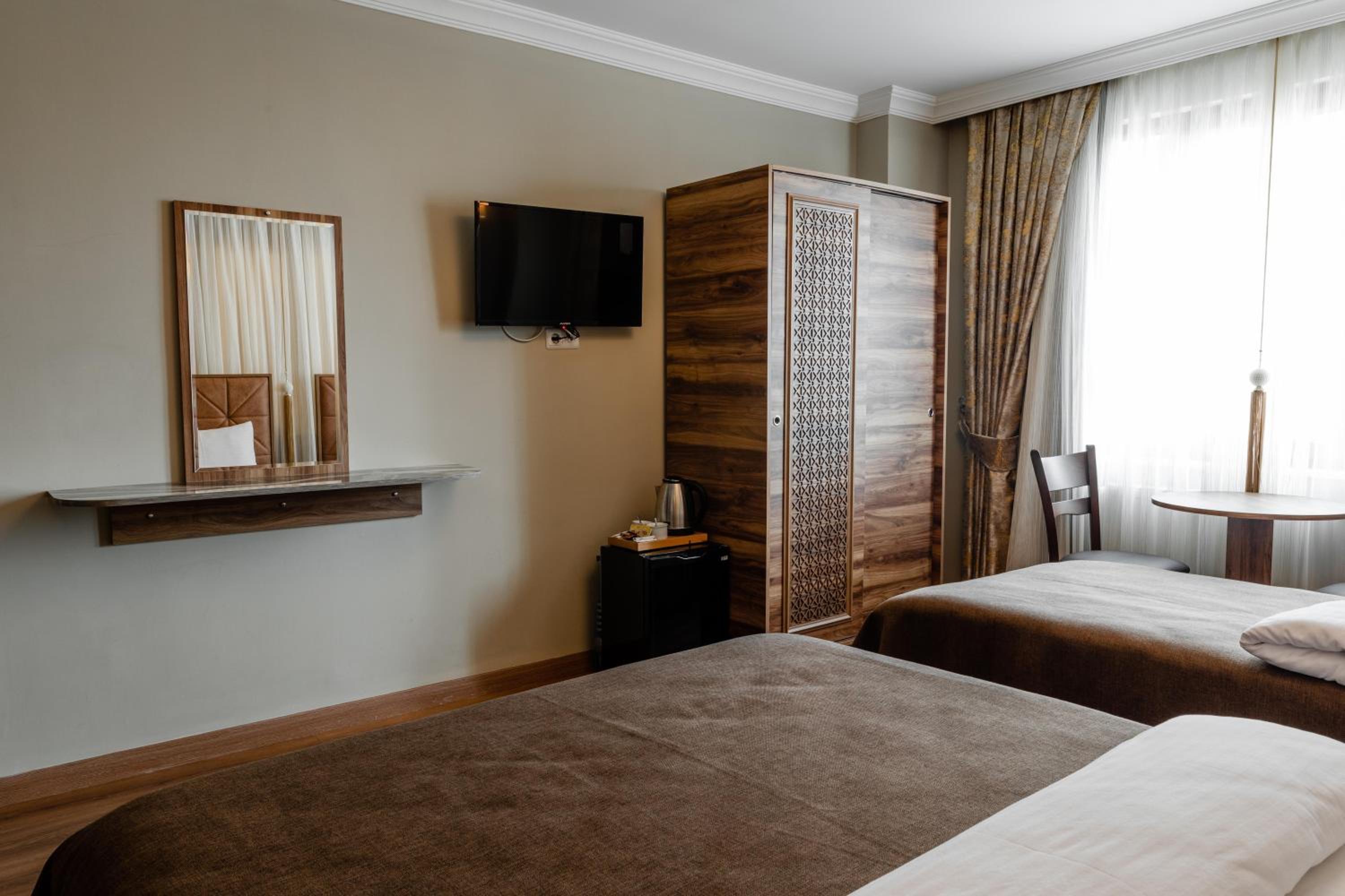 Standard Triple Room photo 2