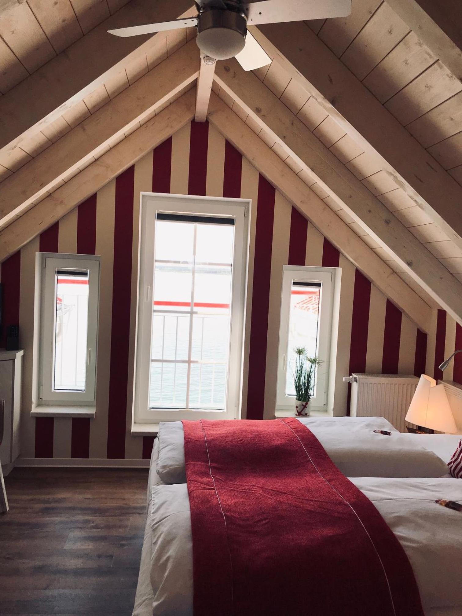 Double Room with Lake View