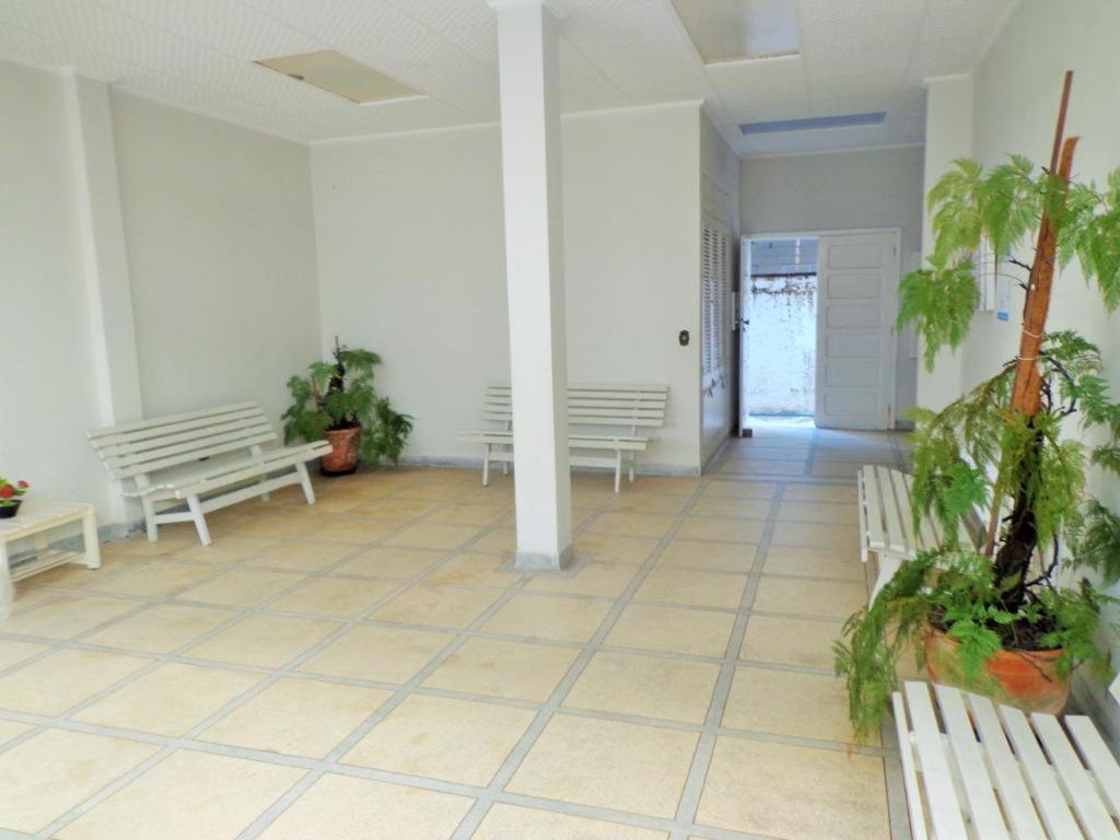 One-Bedroom Apartment - Photo 23