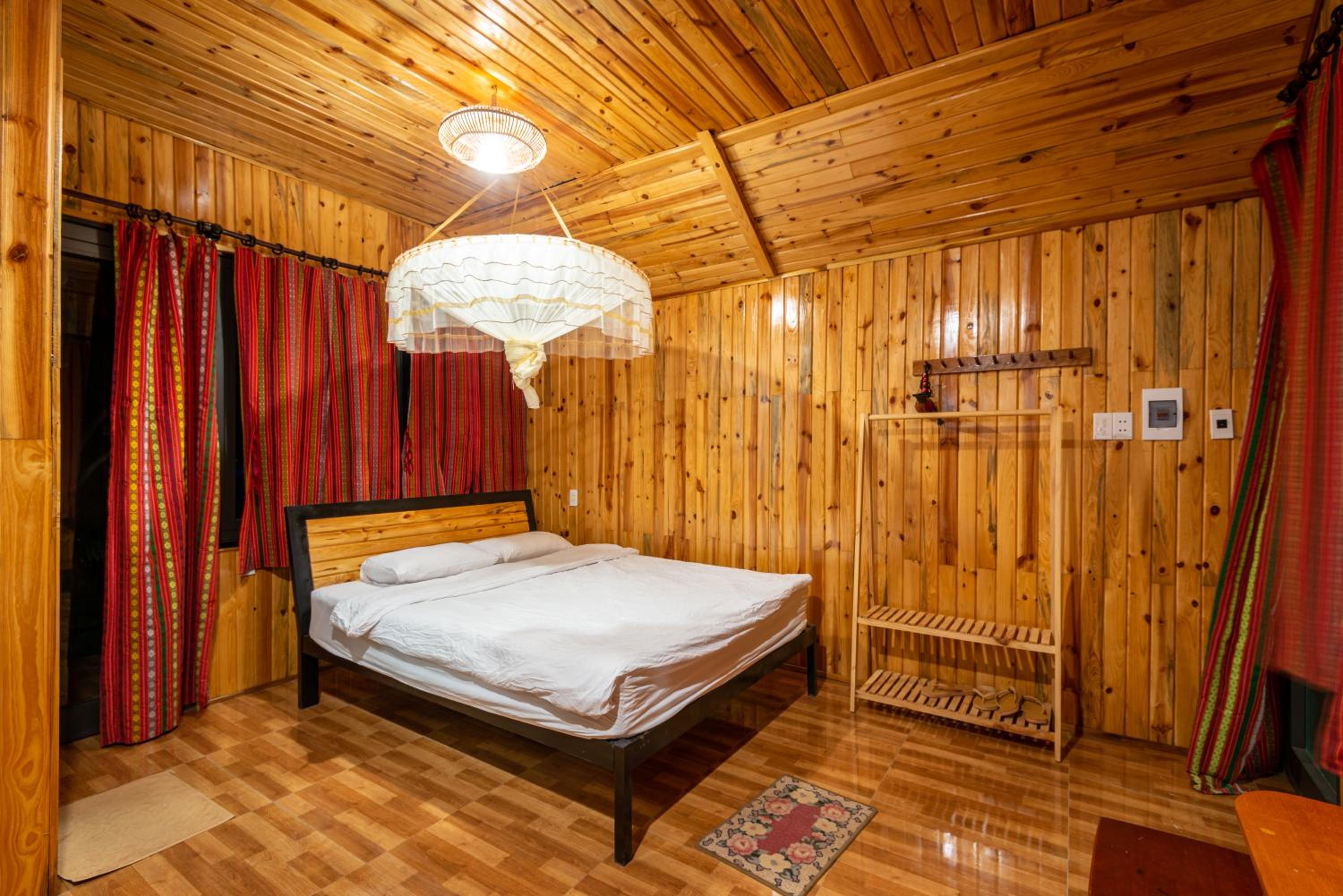 Bungalow photo 1