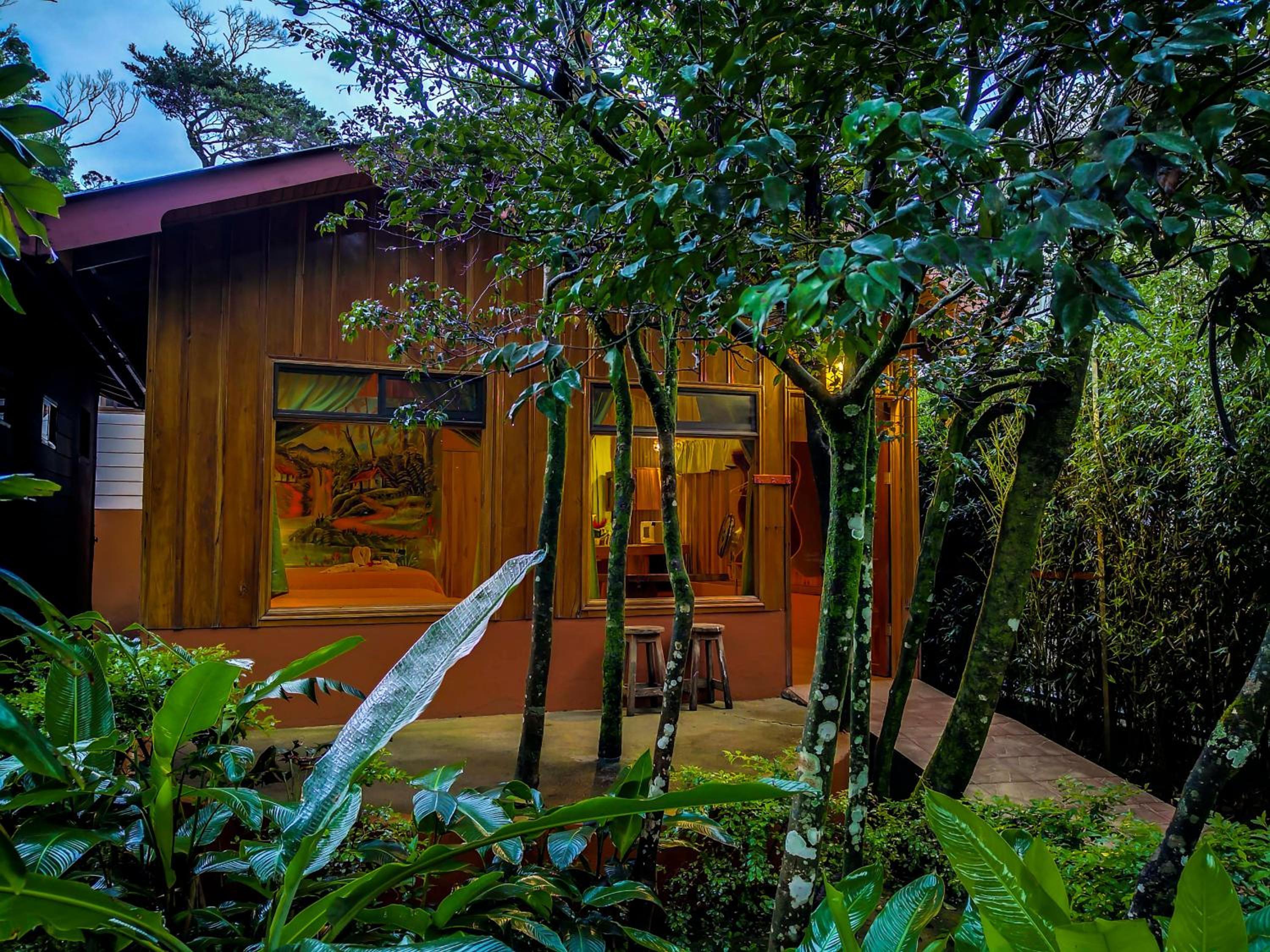 Bungalow with Garden View photo 2