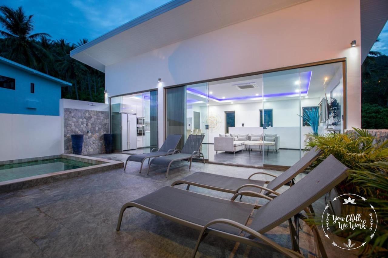 Villa photo 2