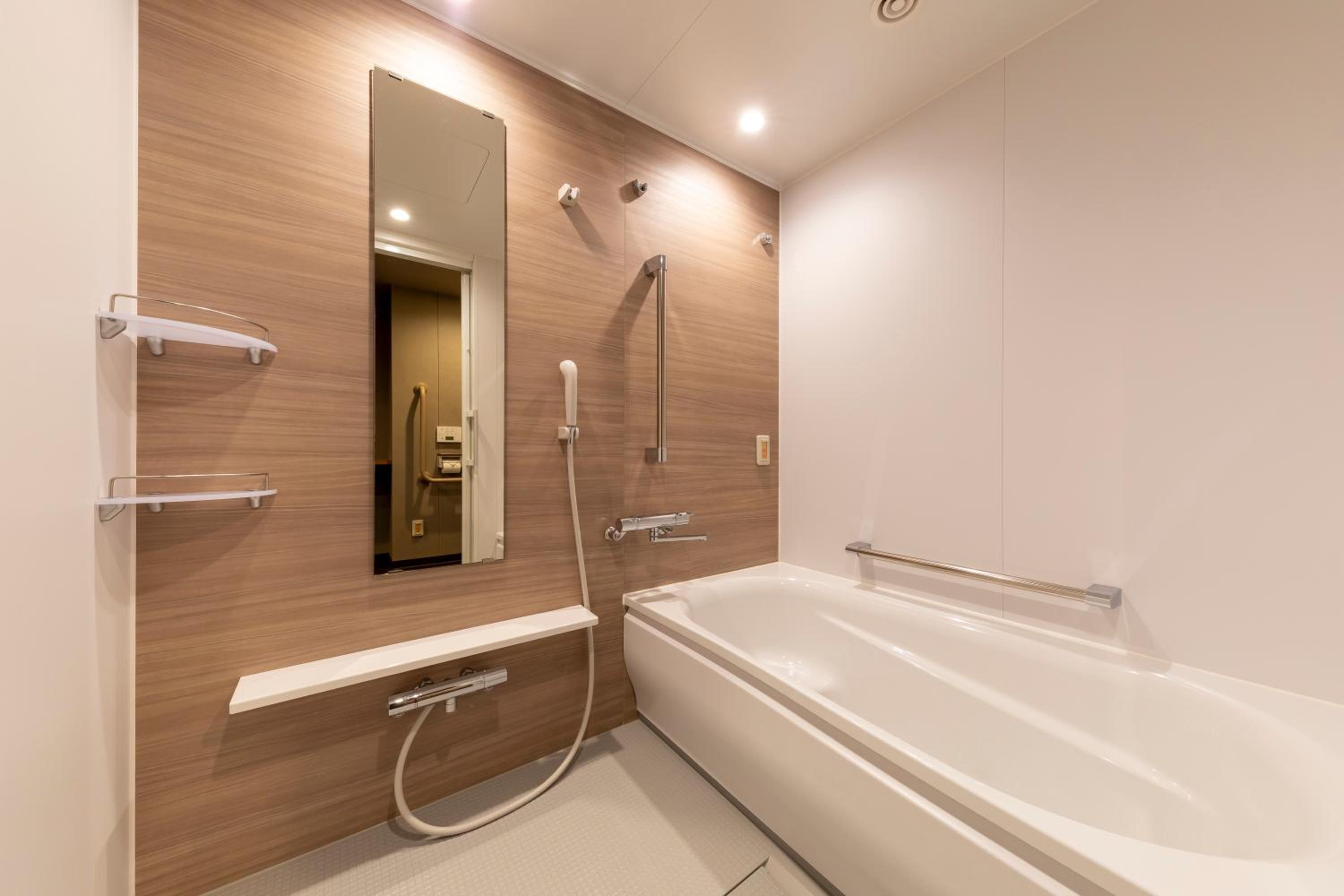 <Special Offer> Deluxe Queen Room - Non-Smoking - No Daily Cleaning - Photo 4