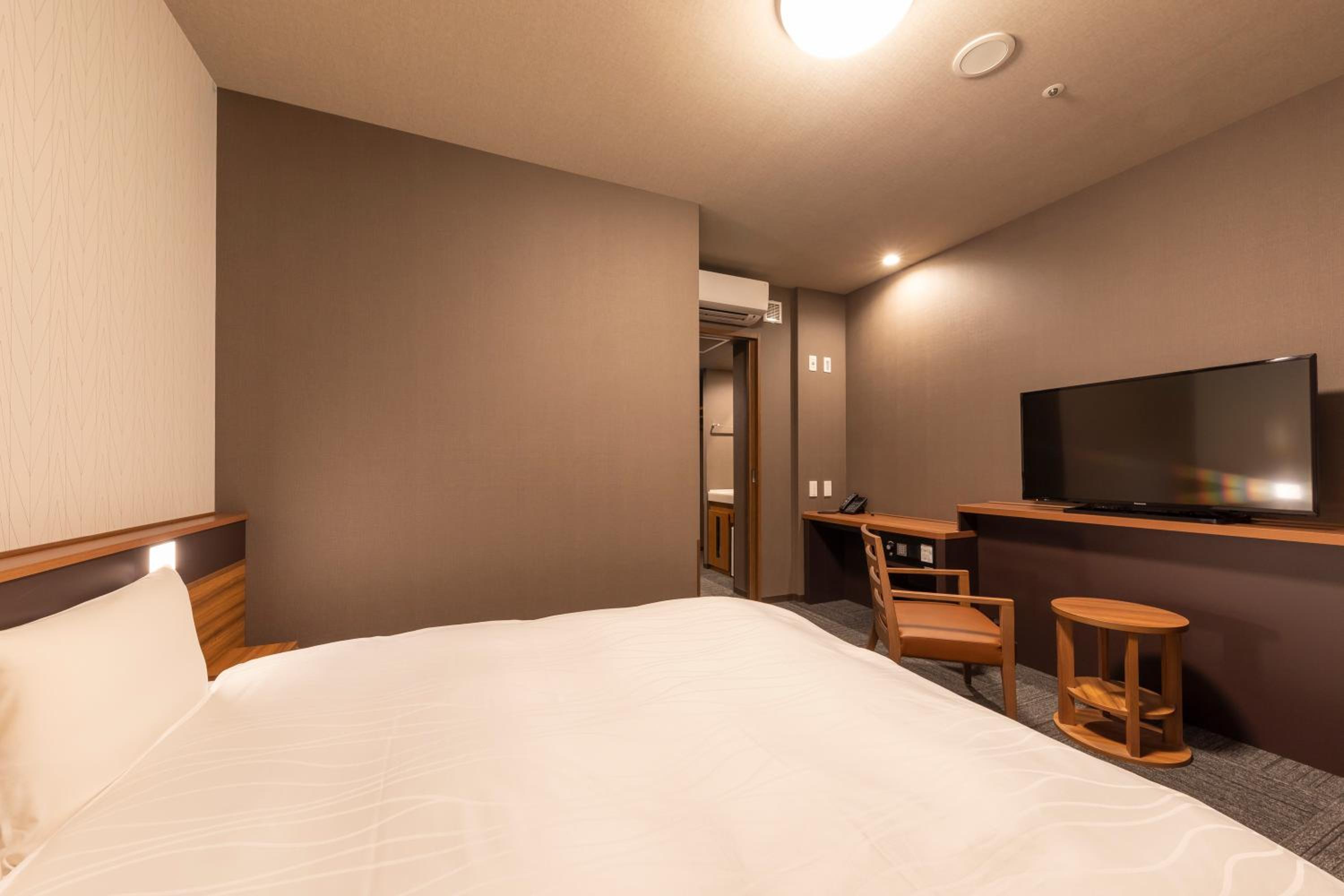 <Special Offer> Deluxe Queen Room - Non-Smoking - No Daily Cleaning - Photo 2