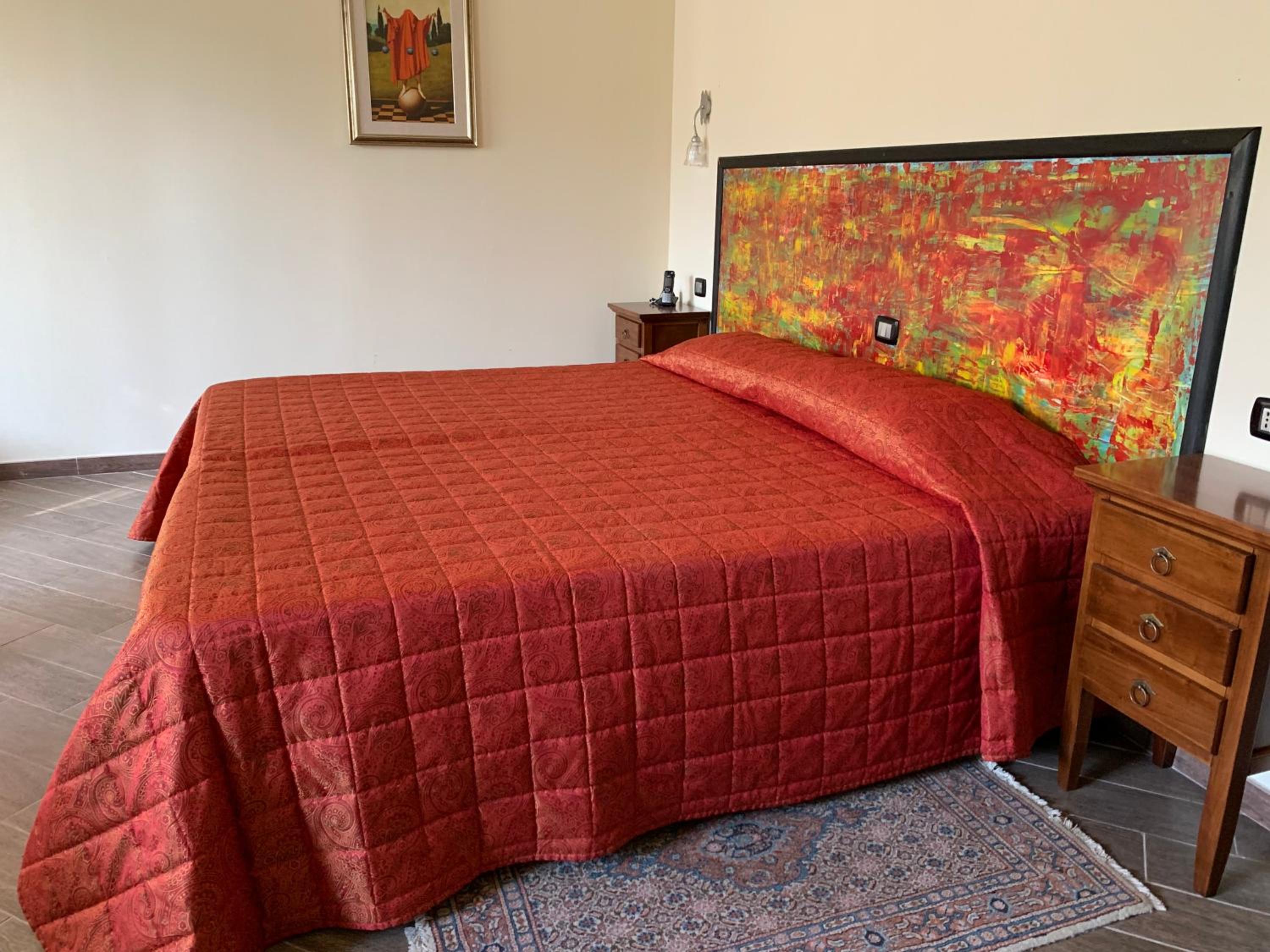 Double Room - Photo 6