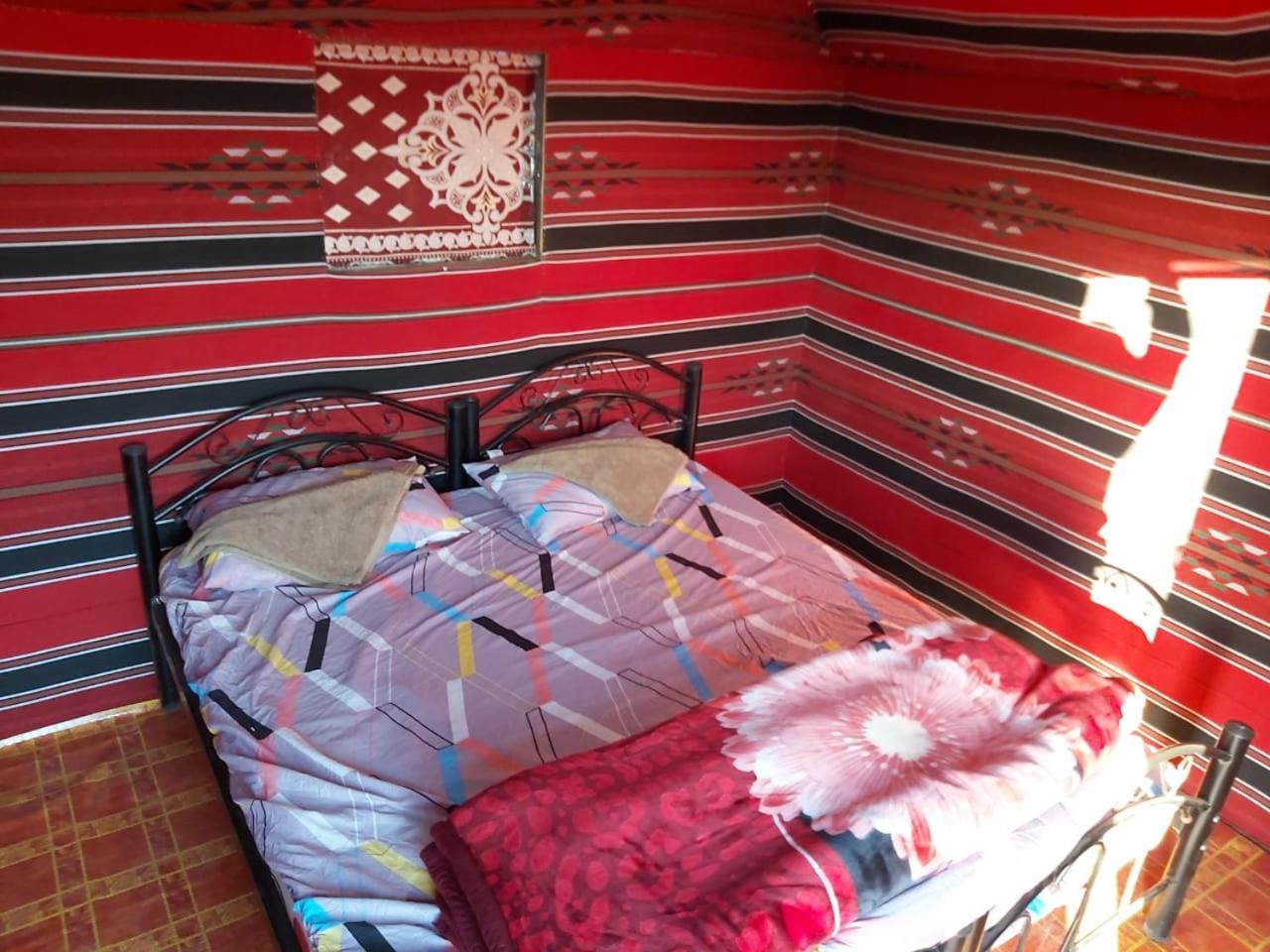 Standard Double Room with Shared Bathroom photo 3