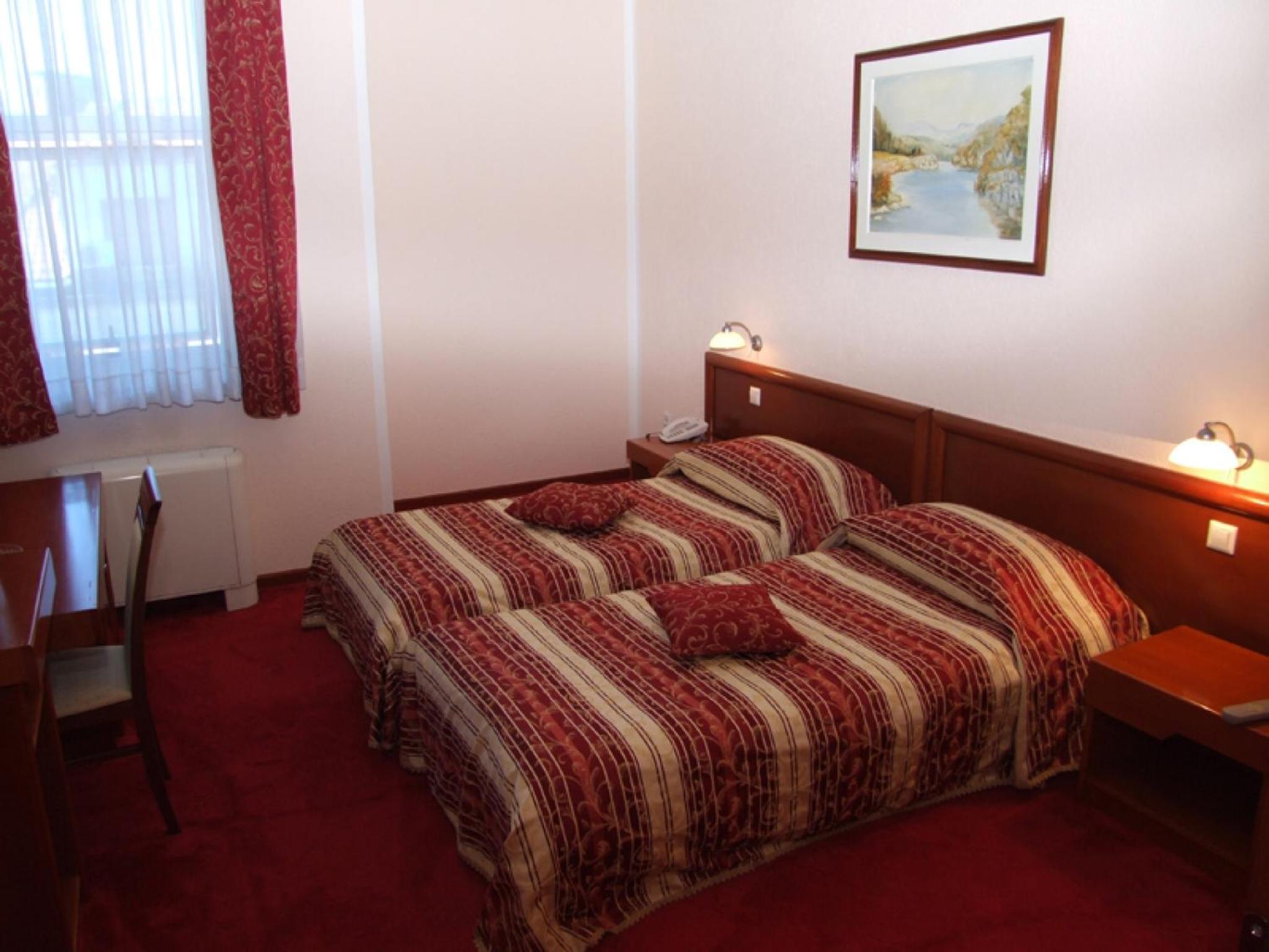 Standard Twin Room photo 1