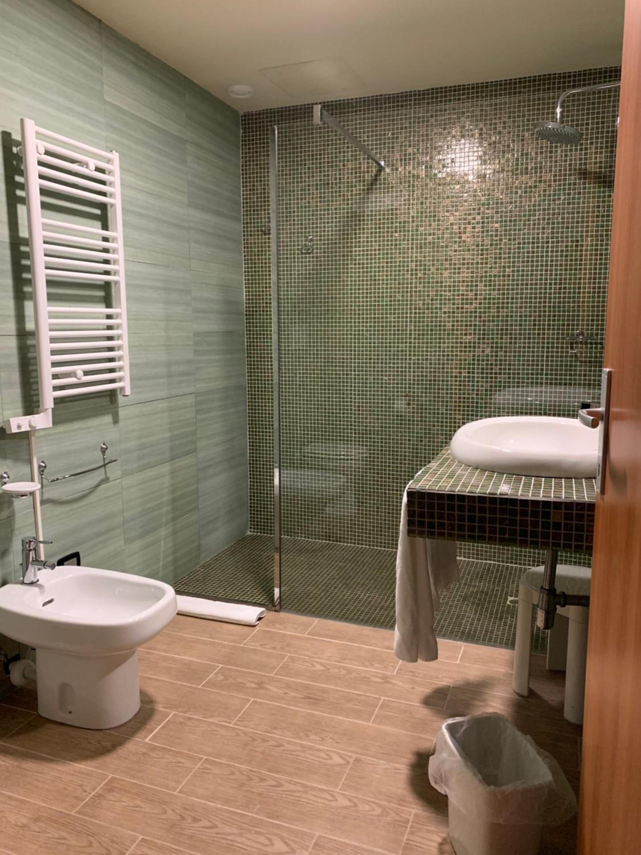 Double Room - Photo 3